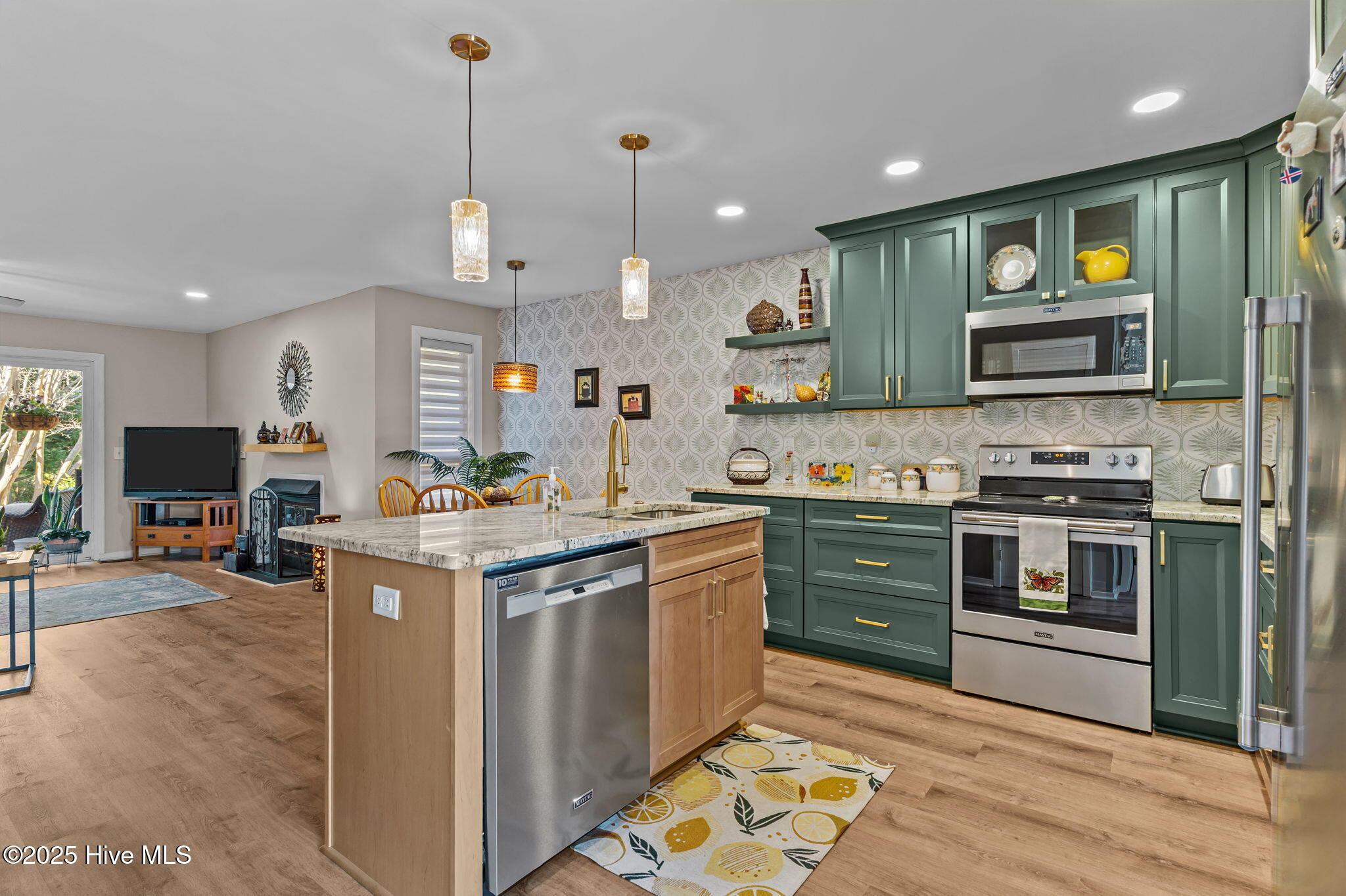 202 Frederica Court