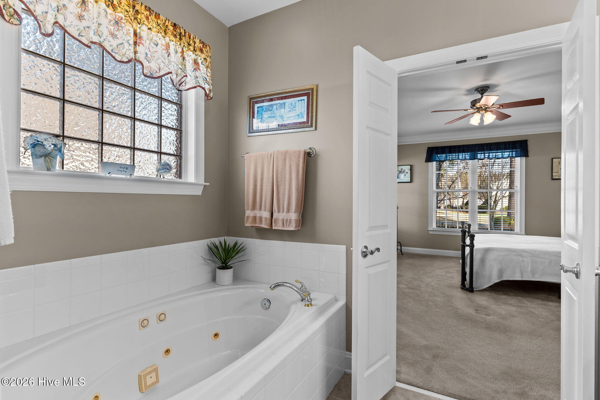 1120 Hampton Pines Court