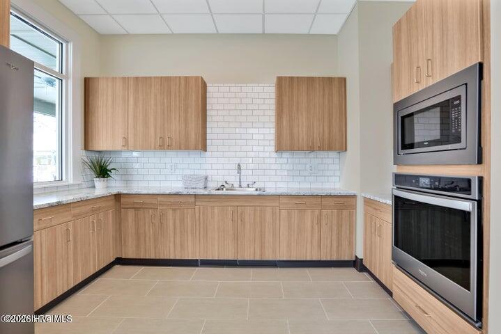 1120 Hampton Pines Court