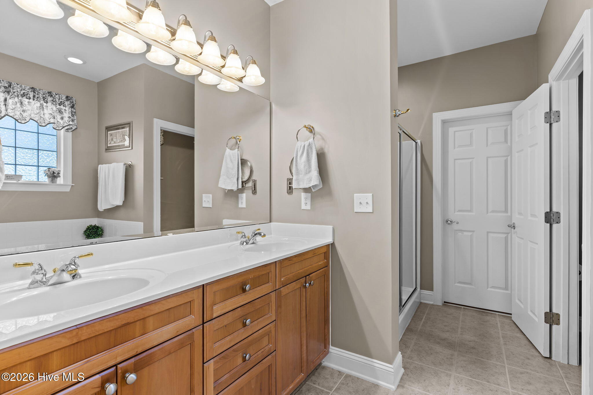 1120 Hampton Pines Court