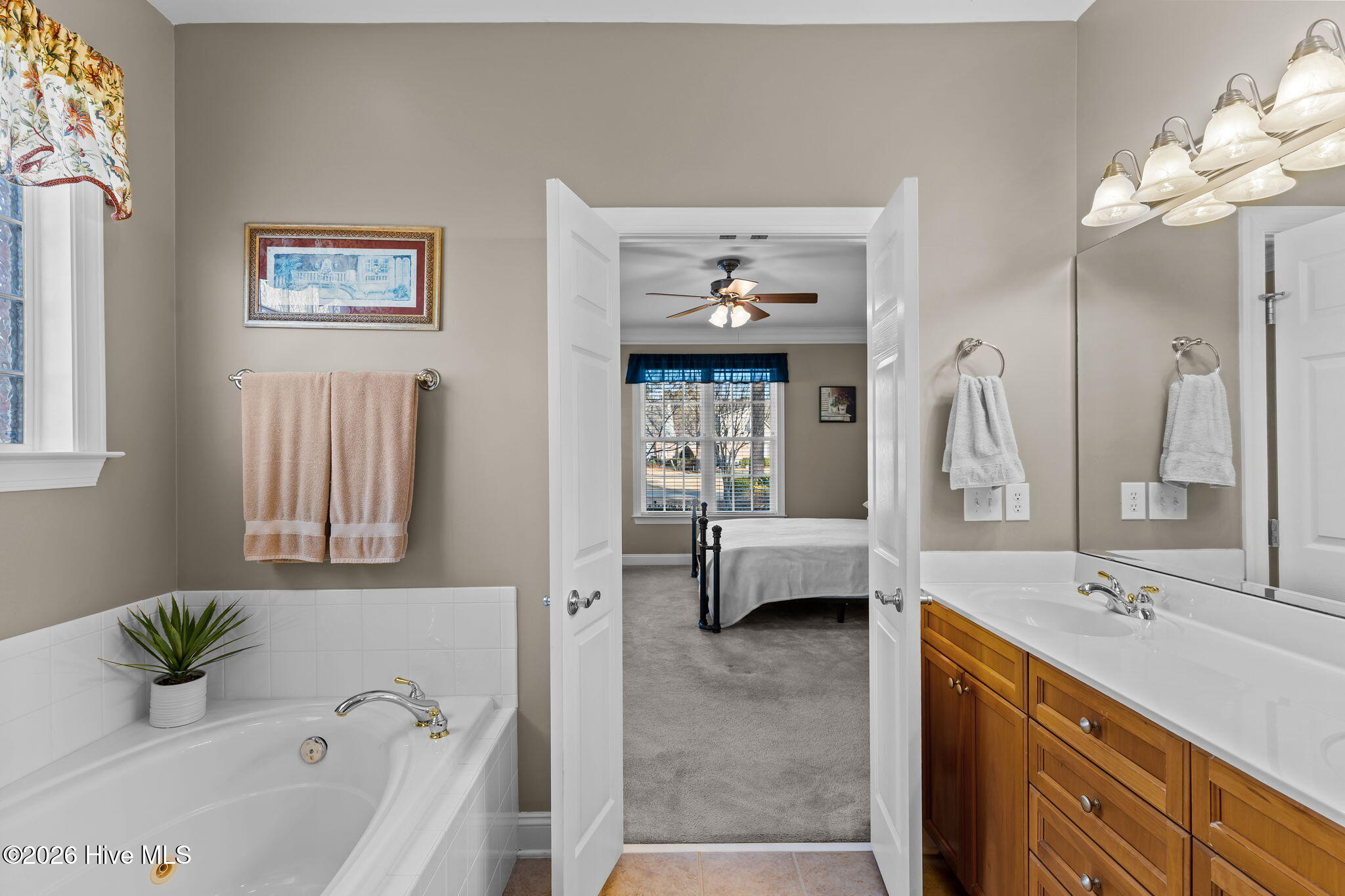 1120 Hampton Pines Court