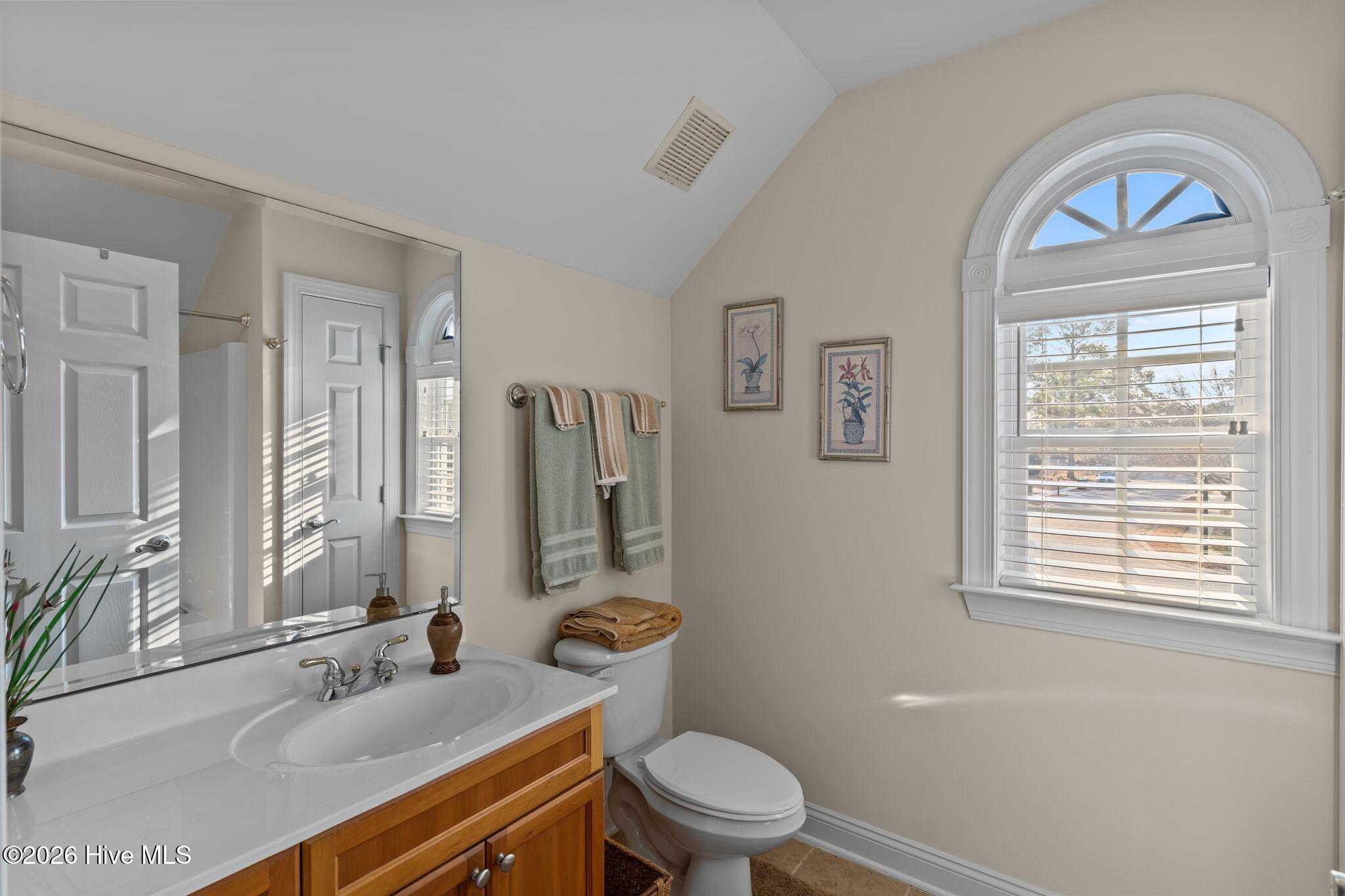 1120 Hampton Pines Court