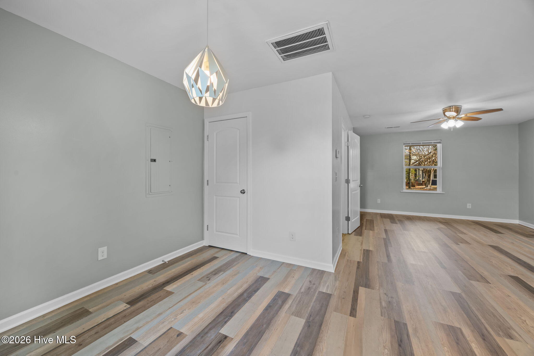 1004 S 8th Street
