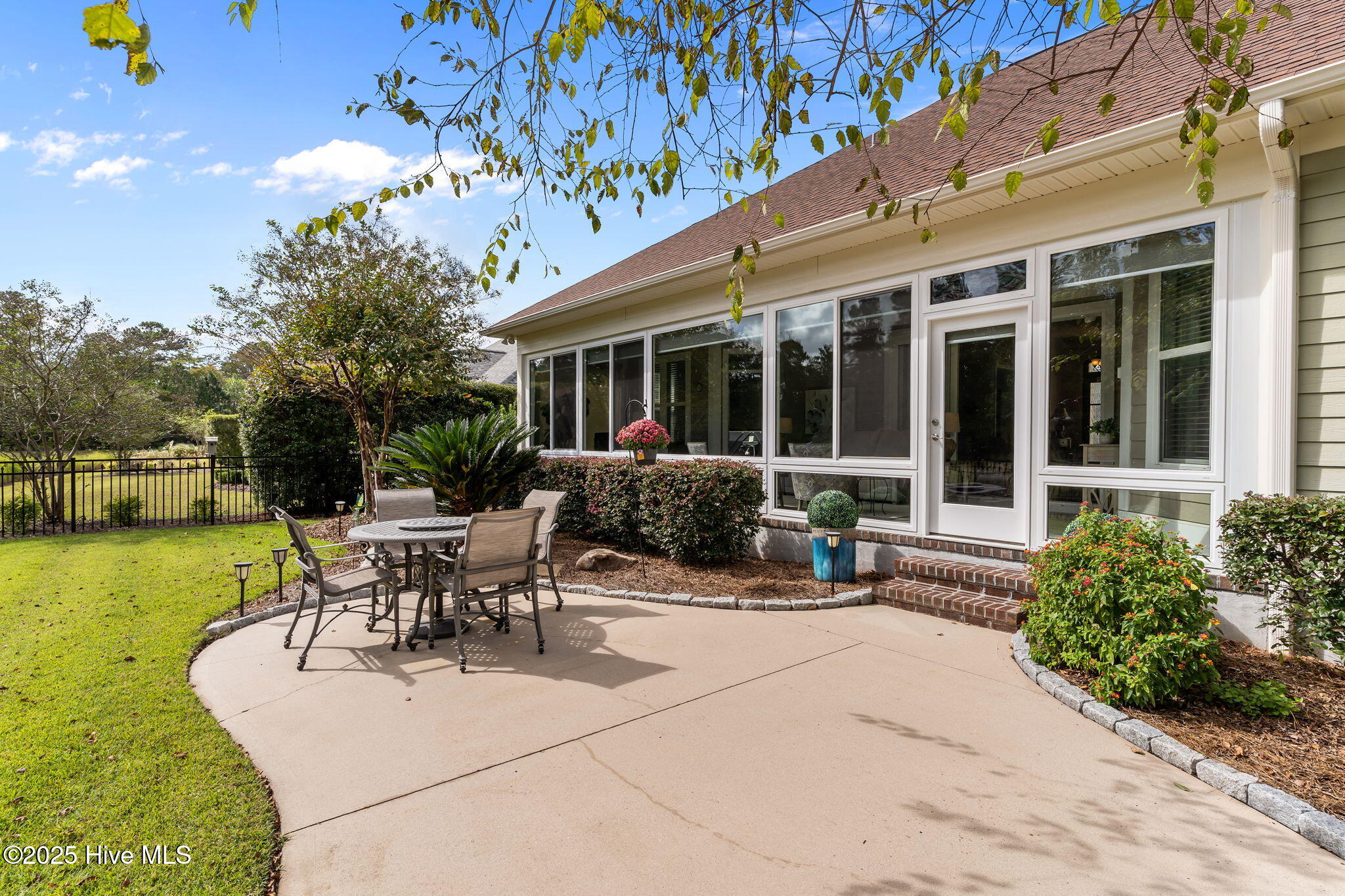5090 Stoney Point Drive