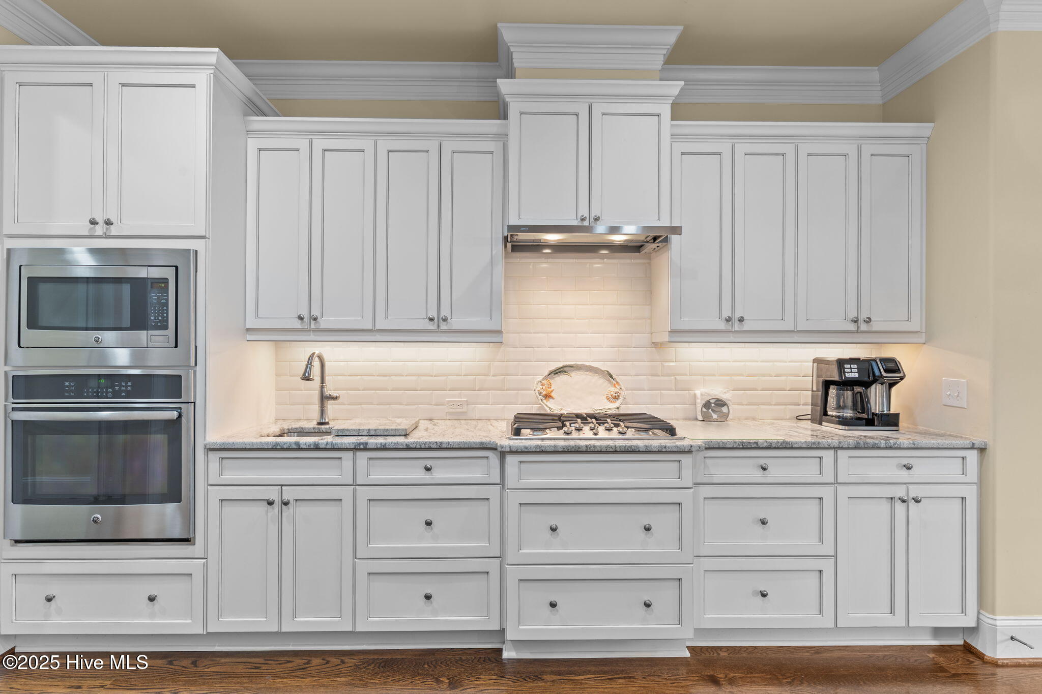 5090 Stoney Point Drive