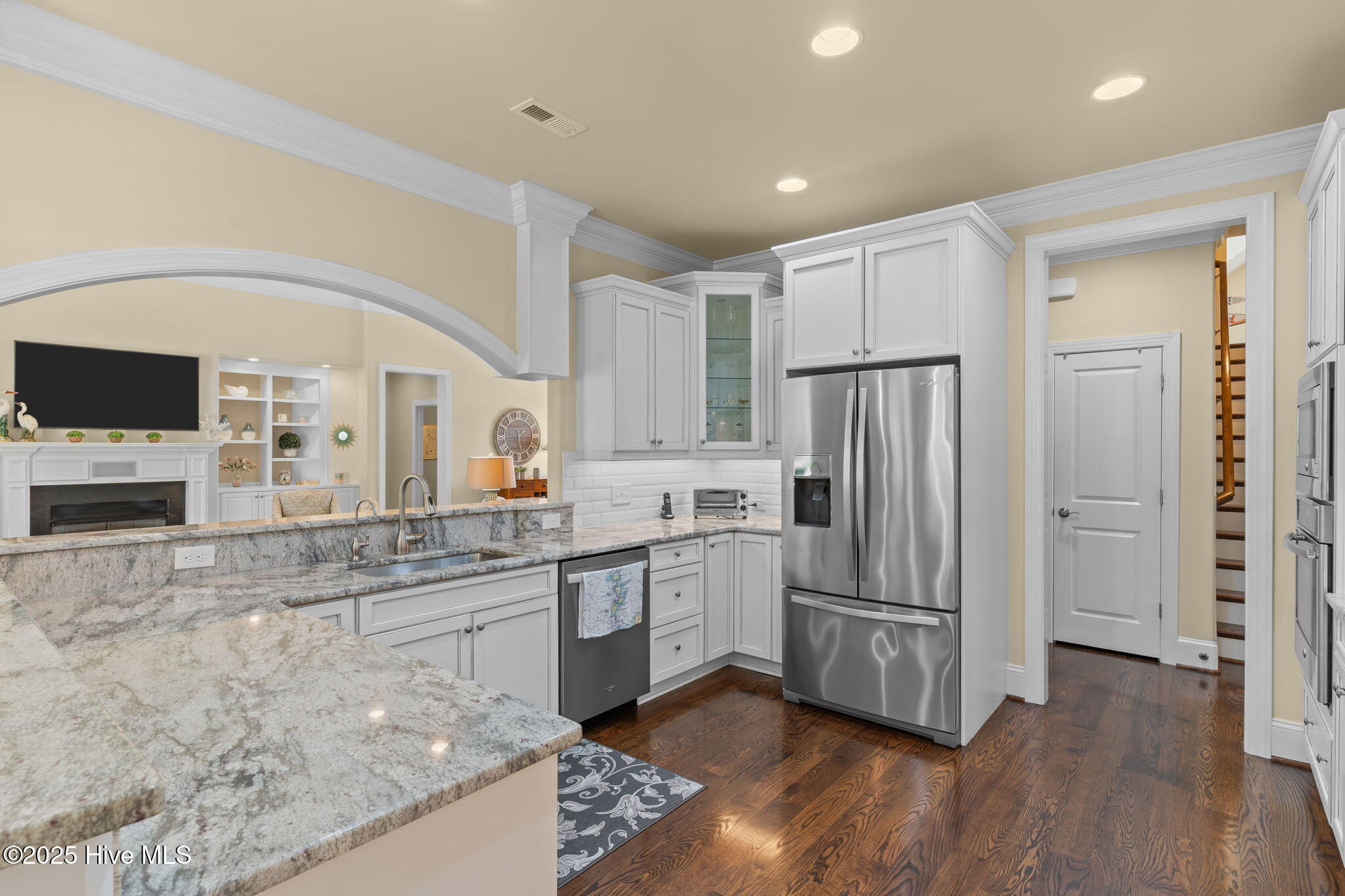 5090 Stoney Point Drive