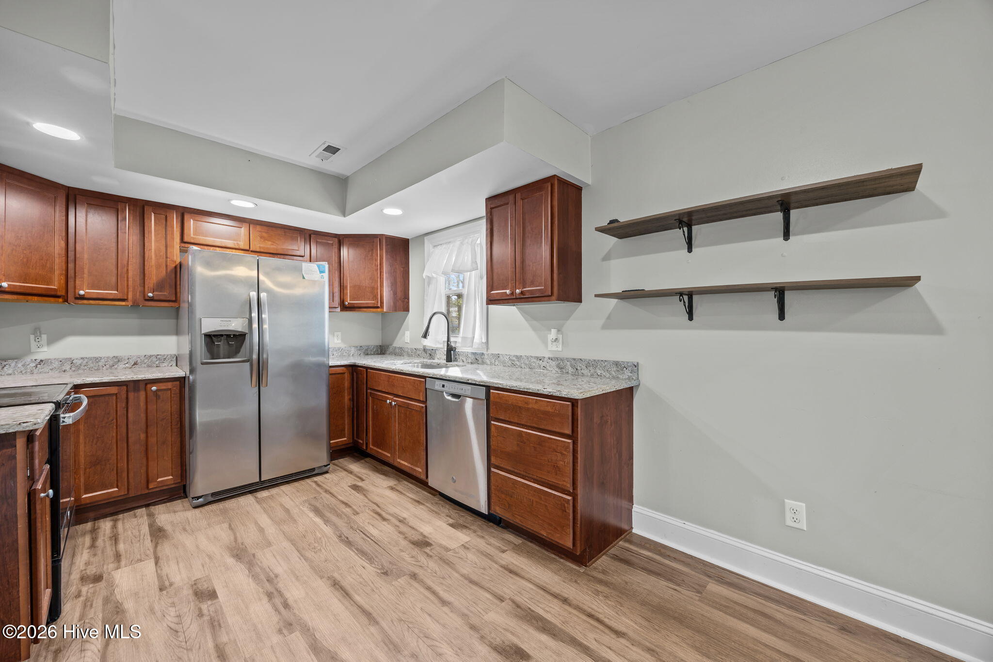 9925 Highway 53 E