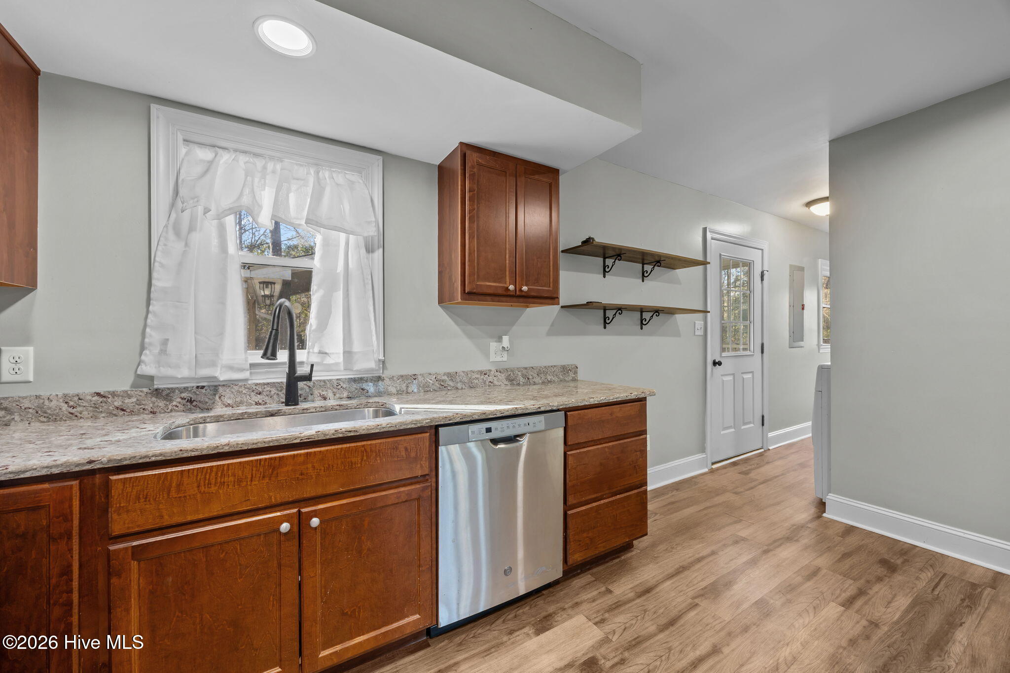 9925 Highway 53 E