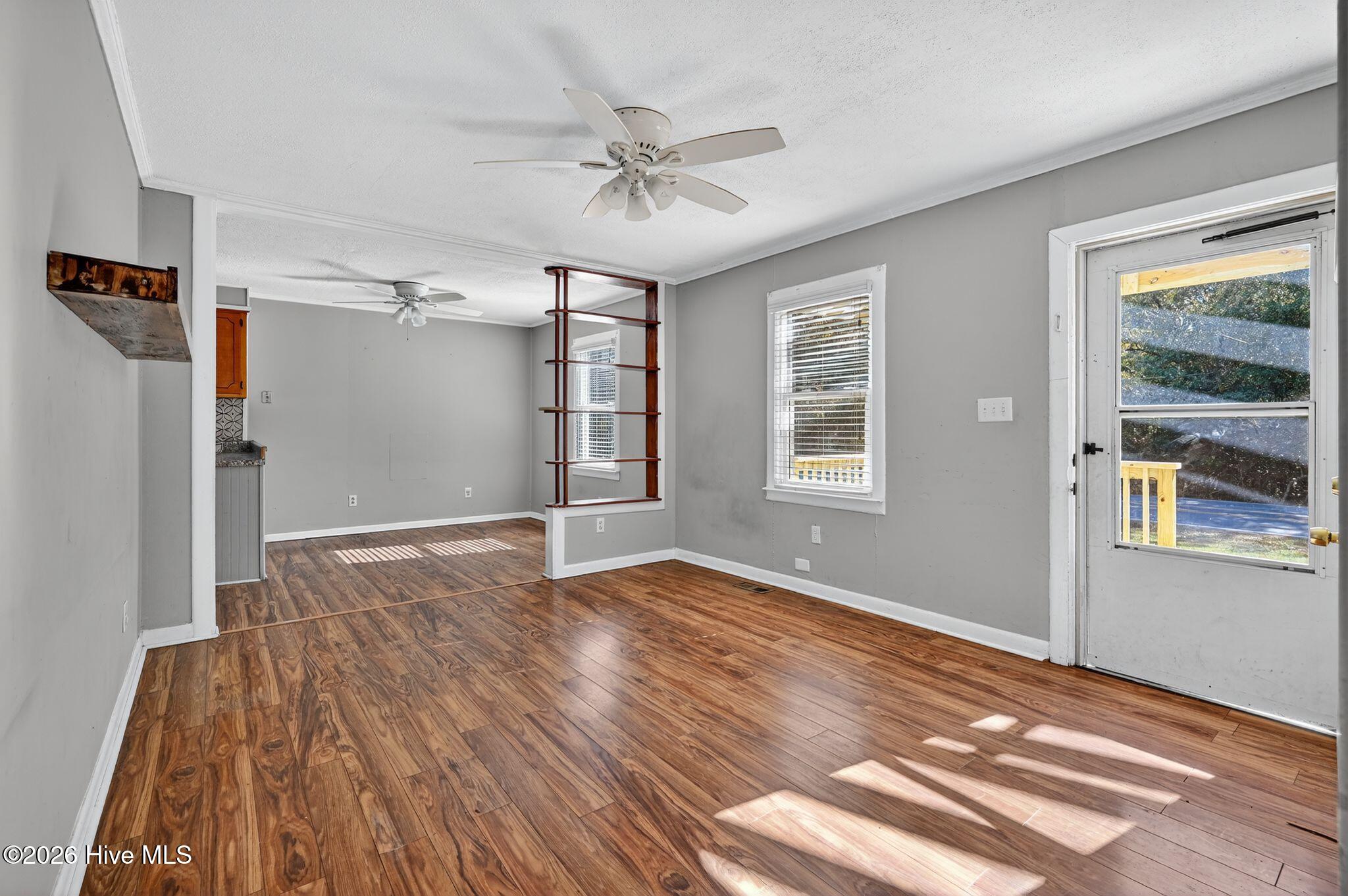 6701 Murrayville Road