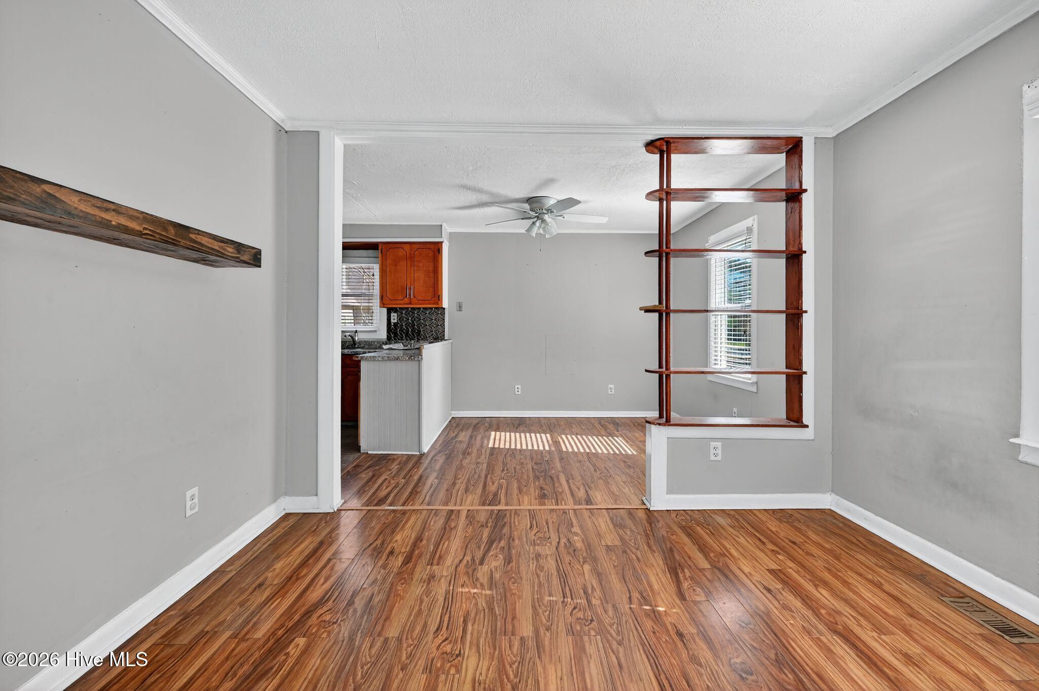 6701 Murrayville Road