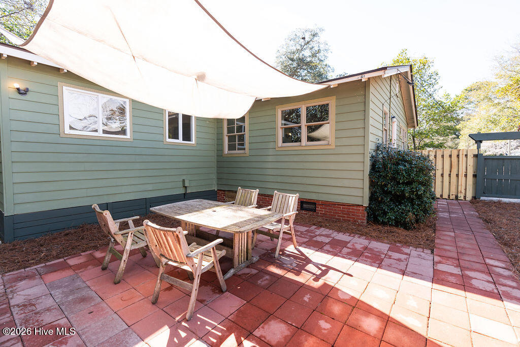 2441 Jefferson Street