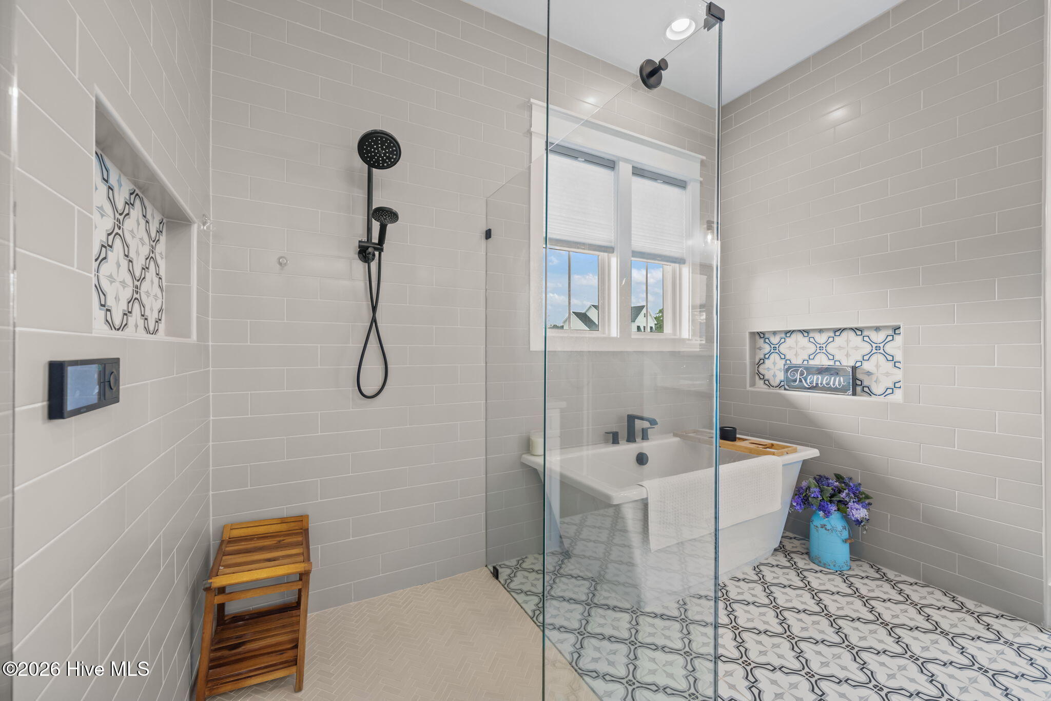 753 Crown Pointe Drive