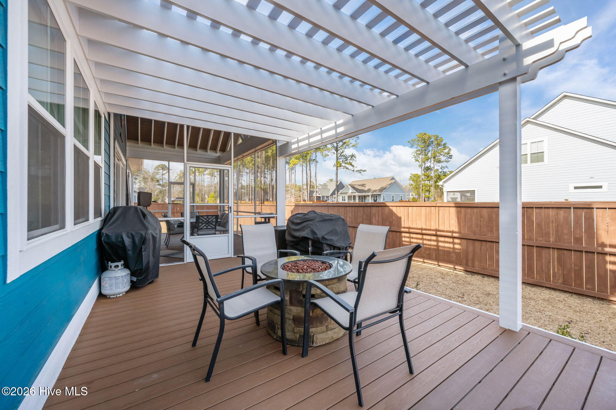 753 Crown Pointe Drive