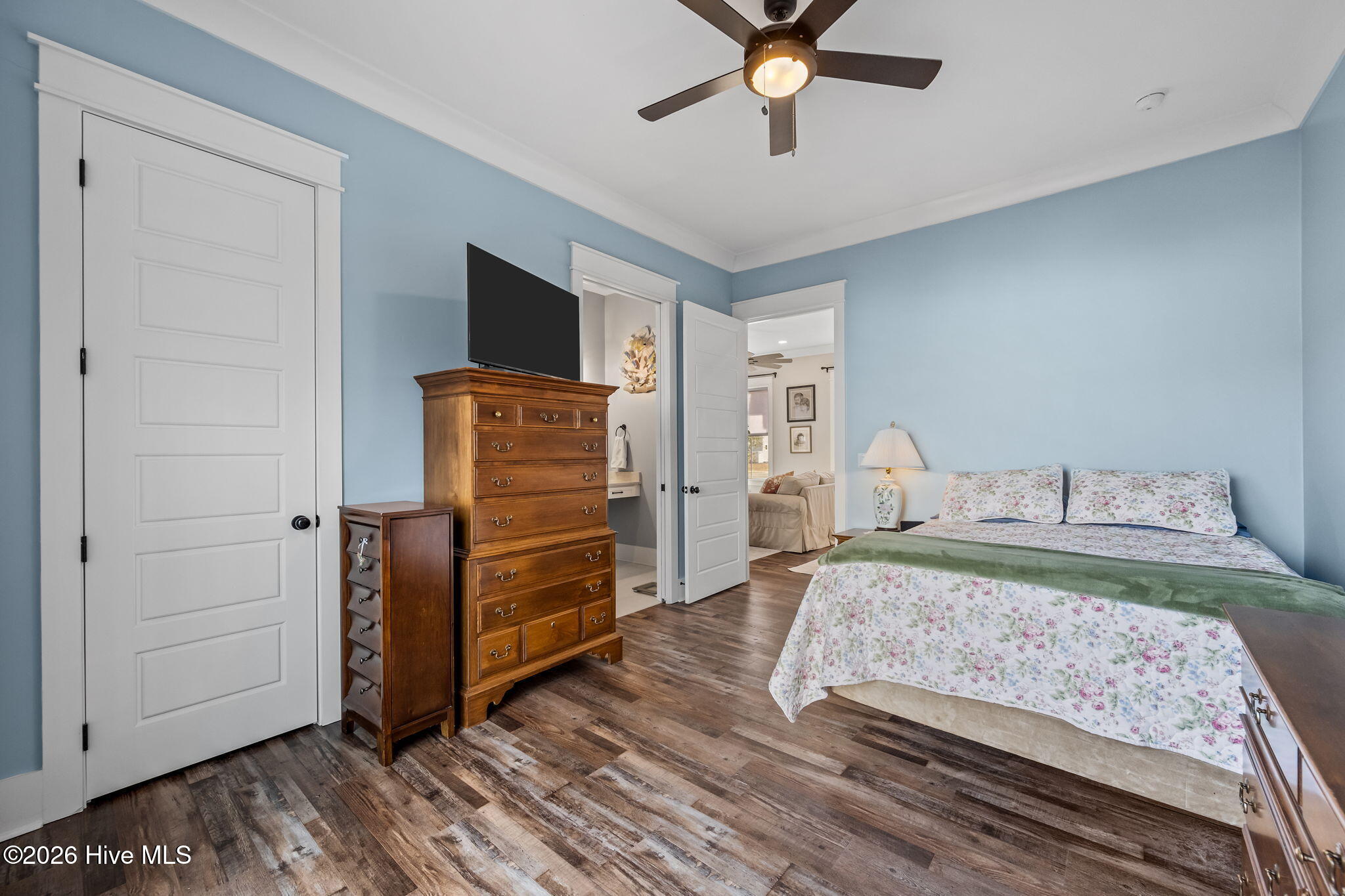 753 Crown Pointe Drive