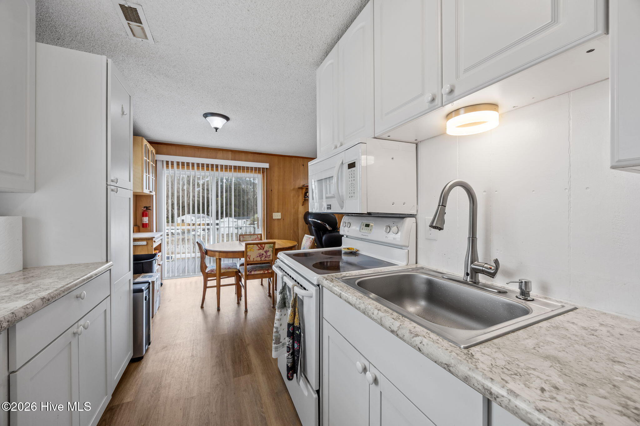 1339 Riverview Drive SW