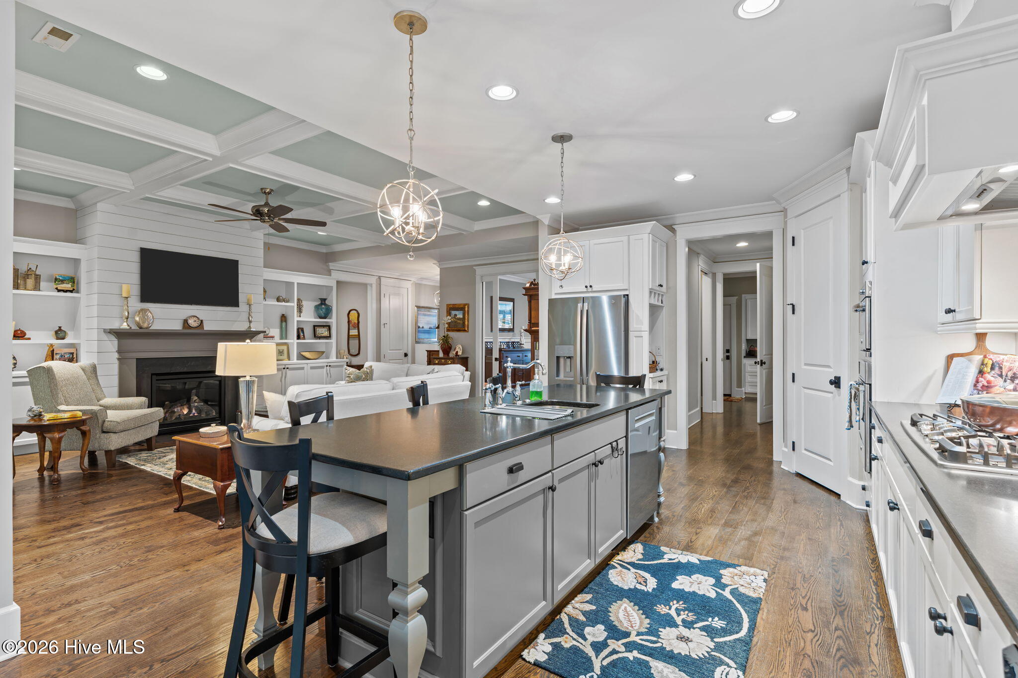 6028 Shore Park Drive