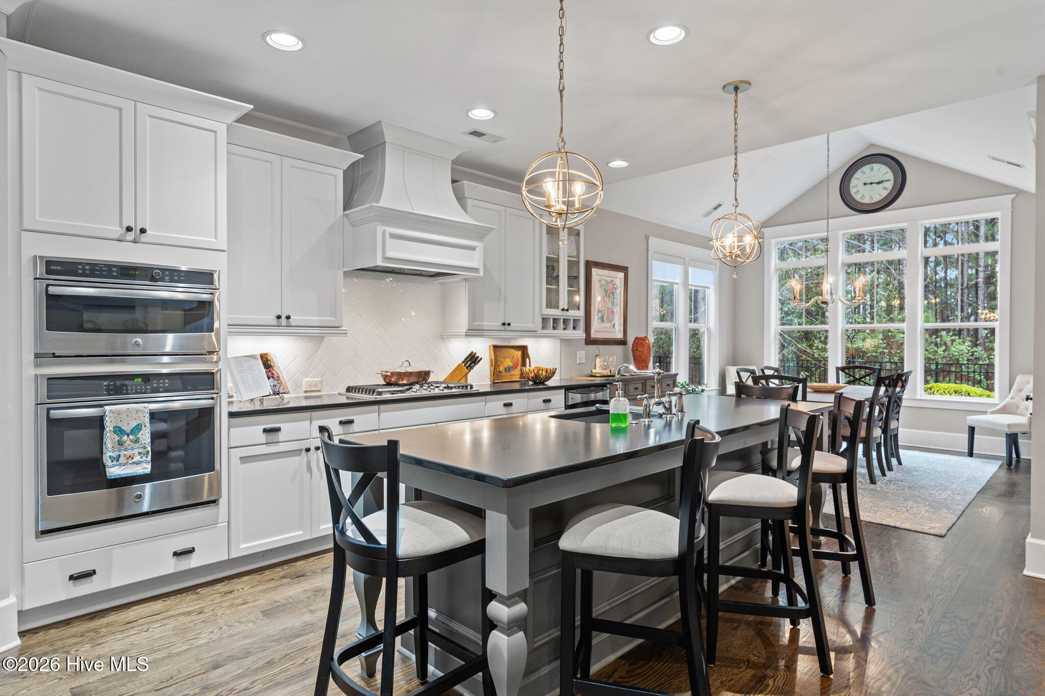 6028 Shore Park Drive