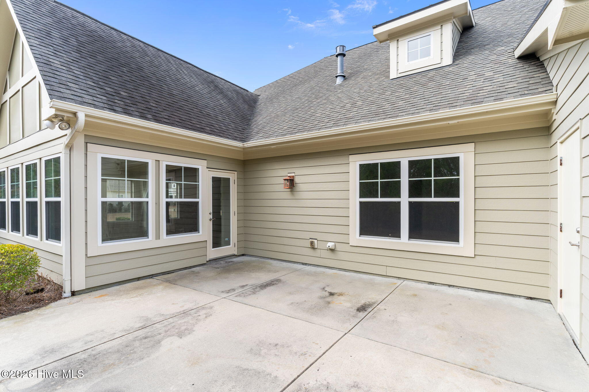 2198 Forest View Circle
