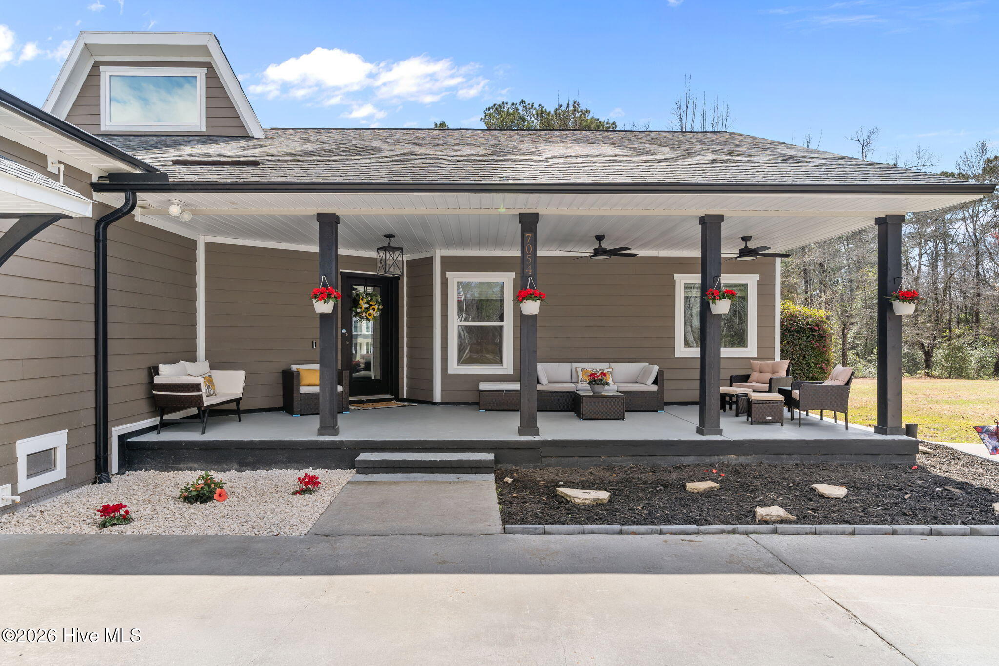 7054 Healy Haven Lane NE