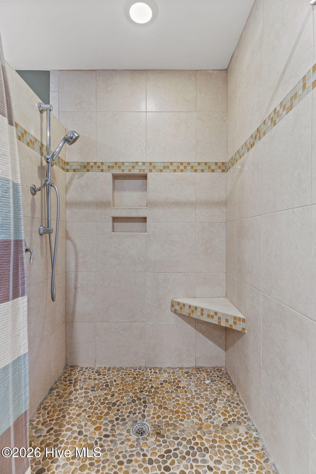 7054 Healy Haven Lane NE