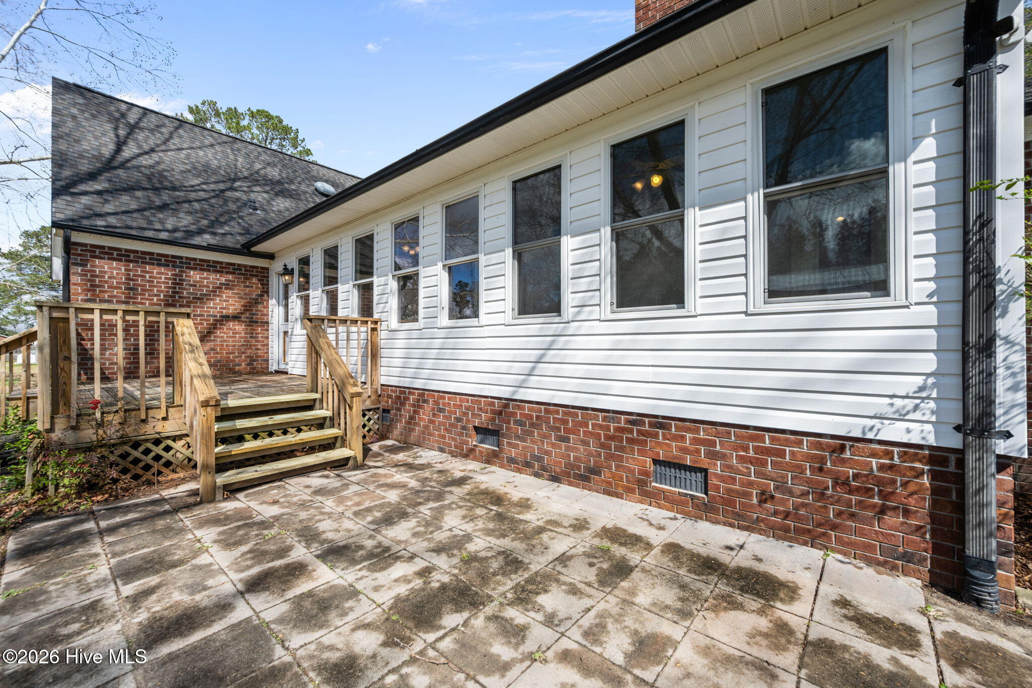 594 Whitestocking Road