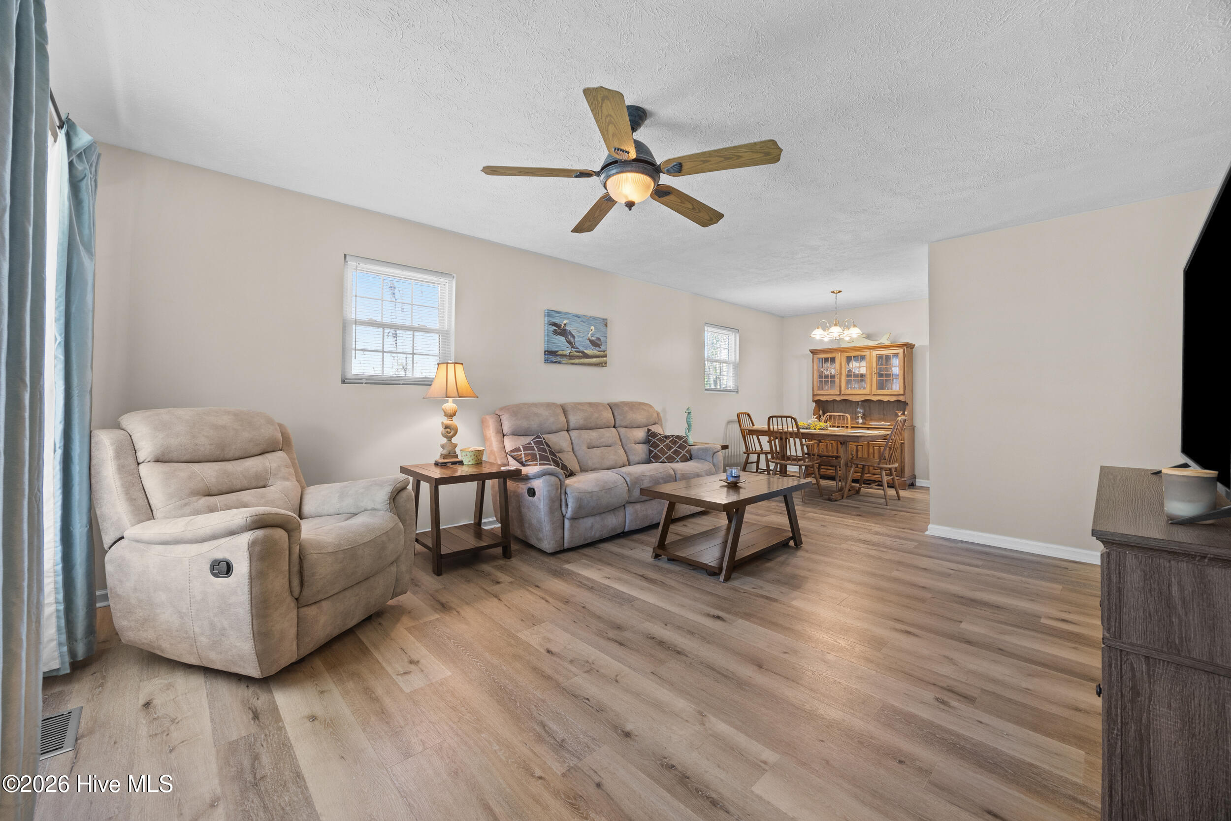 112 Dogwood Circle