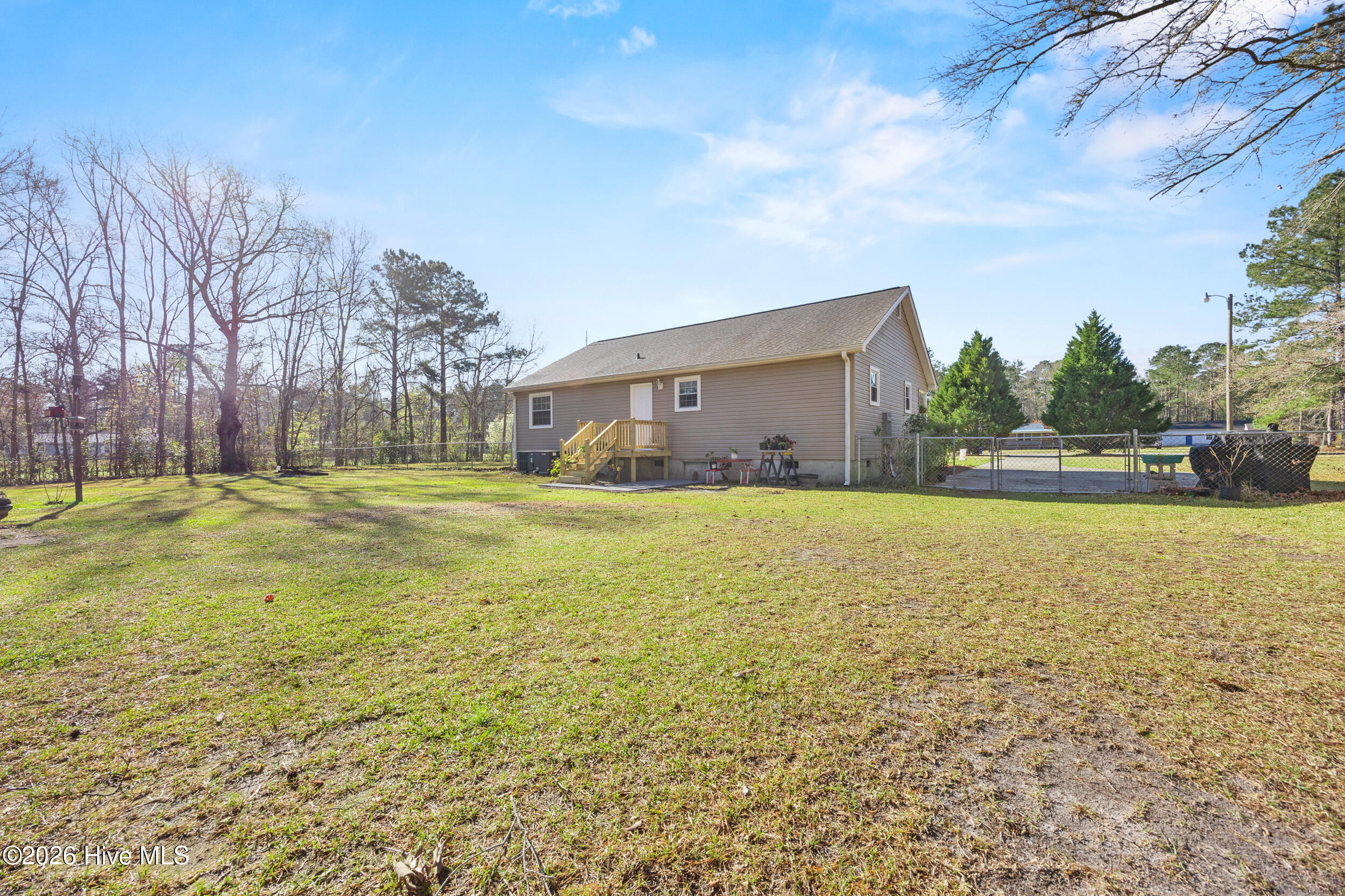 112 Dogwood Circle