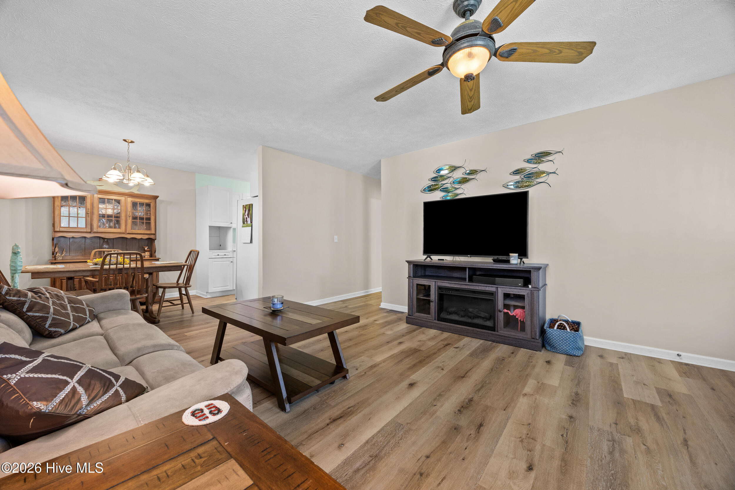 112 Dogwood Circle