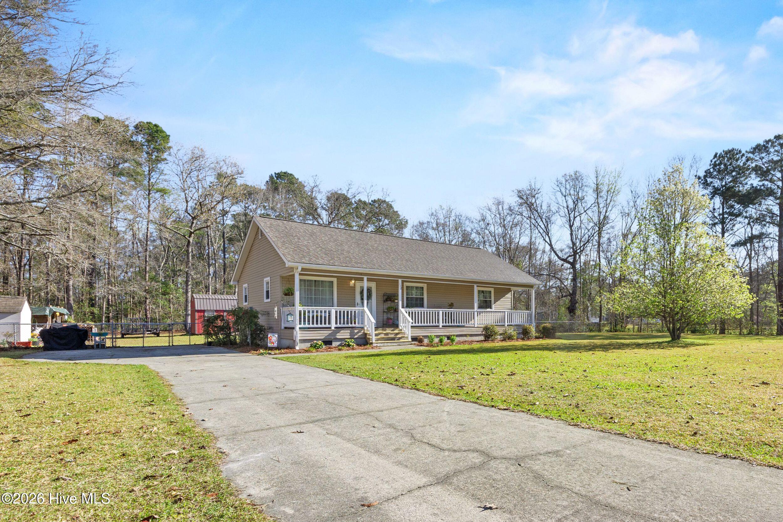 112 Dogwood Circle