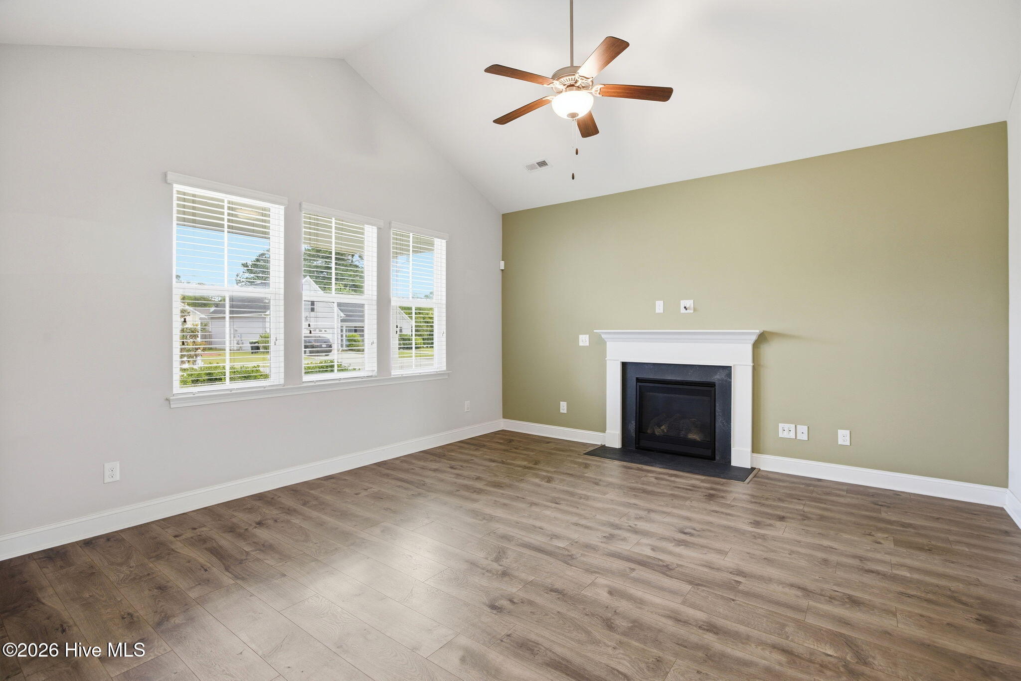 918 Rolling Pines Loop Road NE
