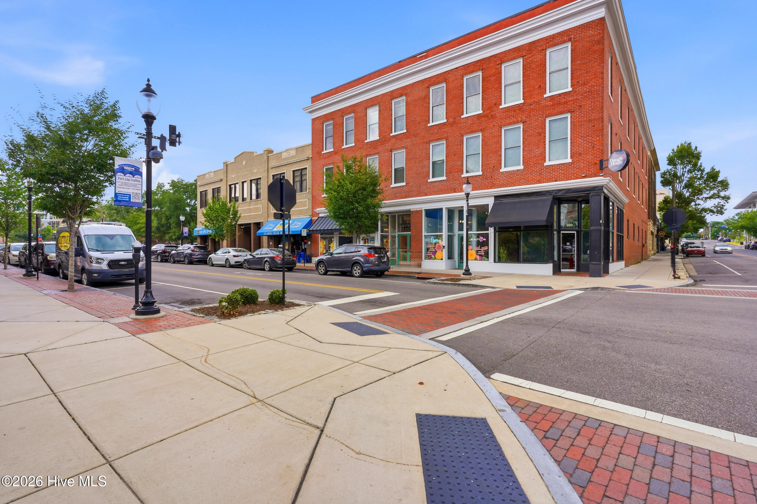 304 N Front Street Apt E