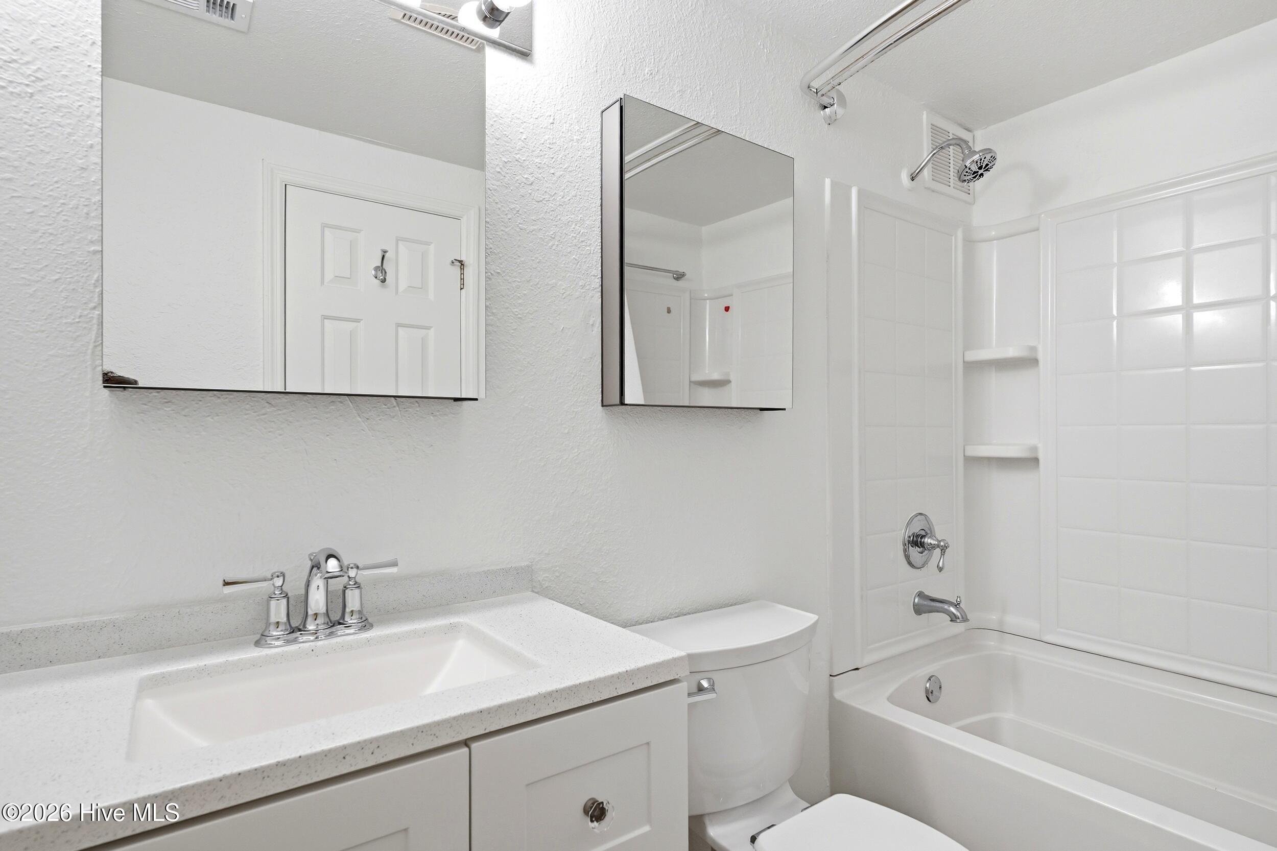 304 N Front Street Apt E