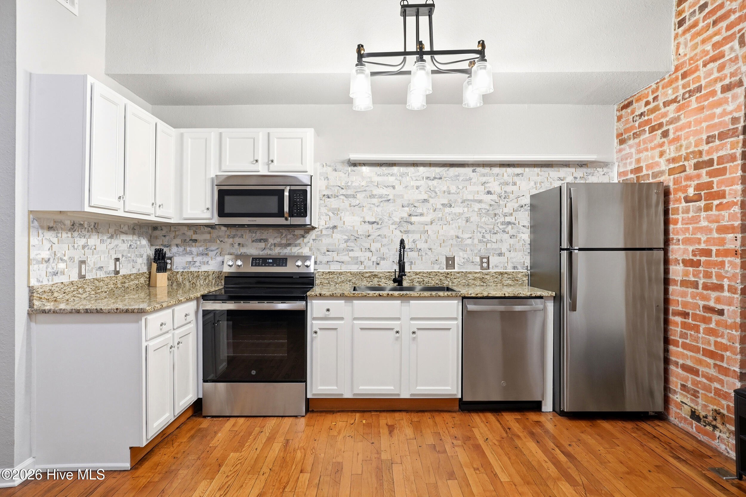 304 N Front Street Apt E