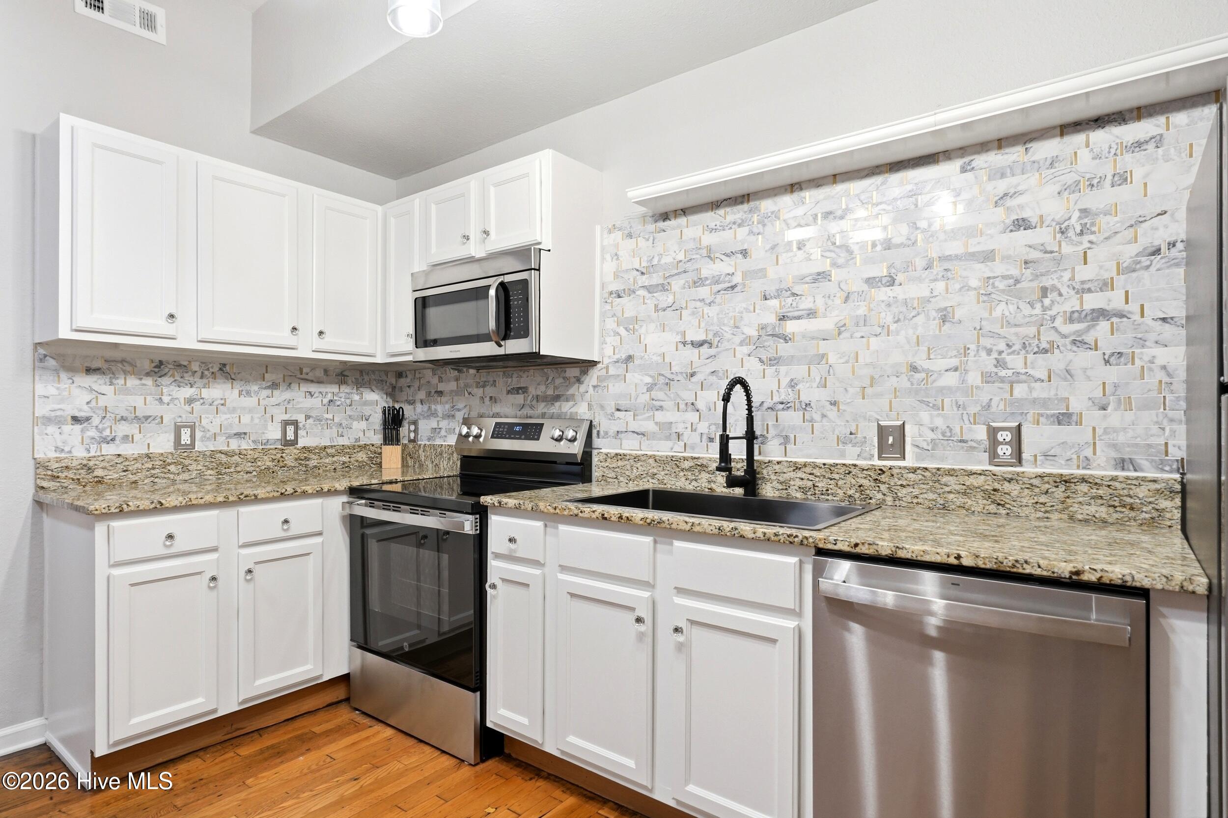 304 N Front Street Apt E