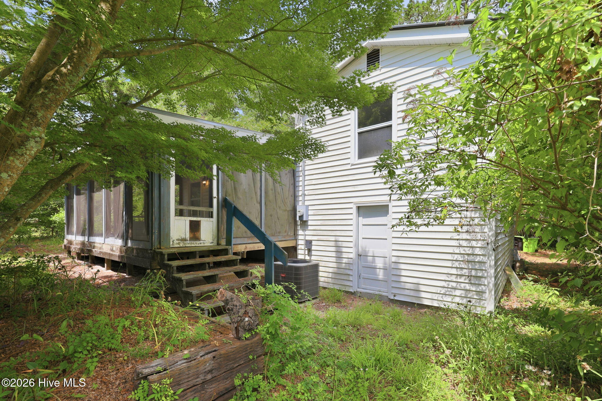 632 E Ocean Road