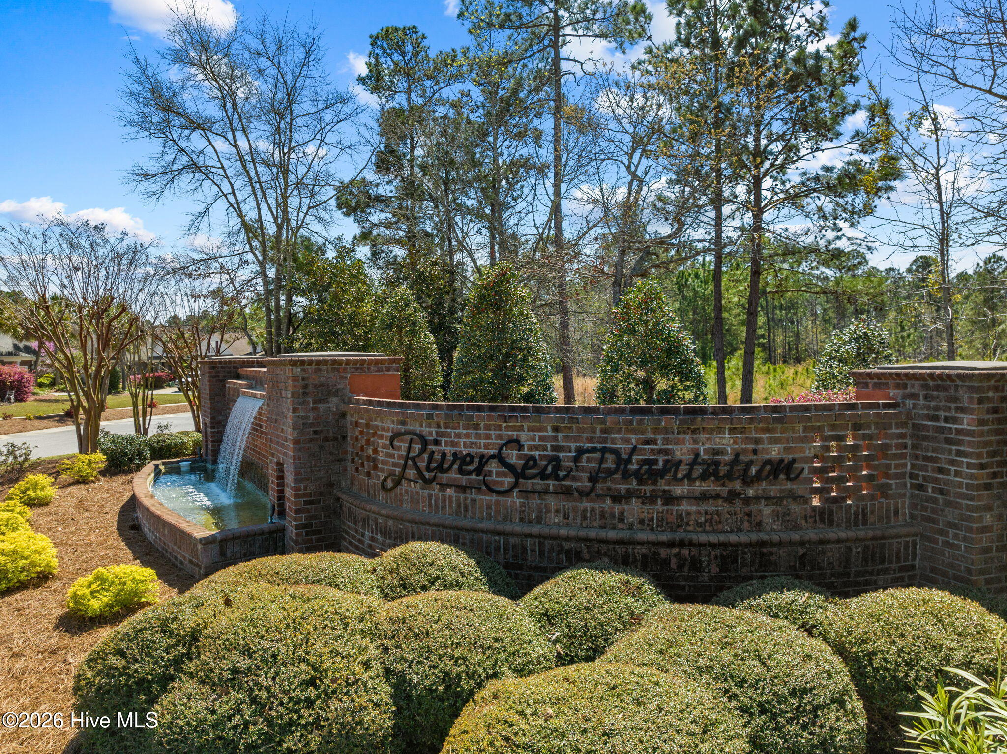 776 Breezewood Drive SE