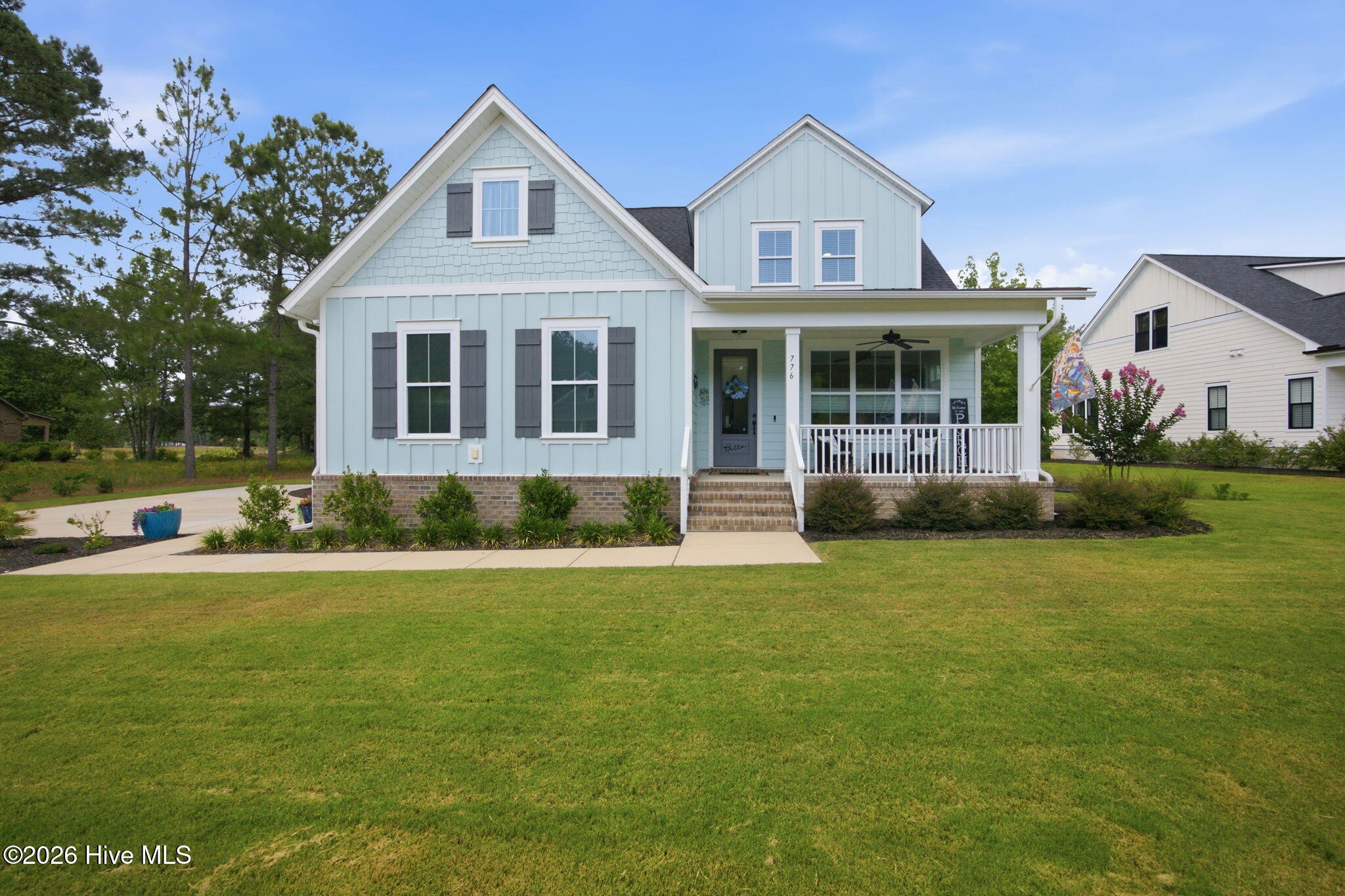 776 Breezewood Drive SE