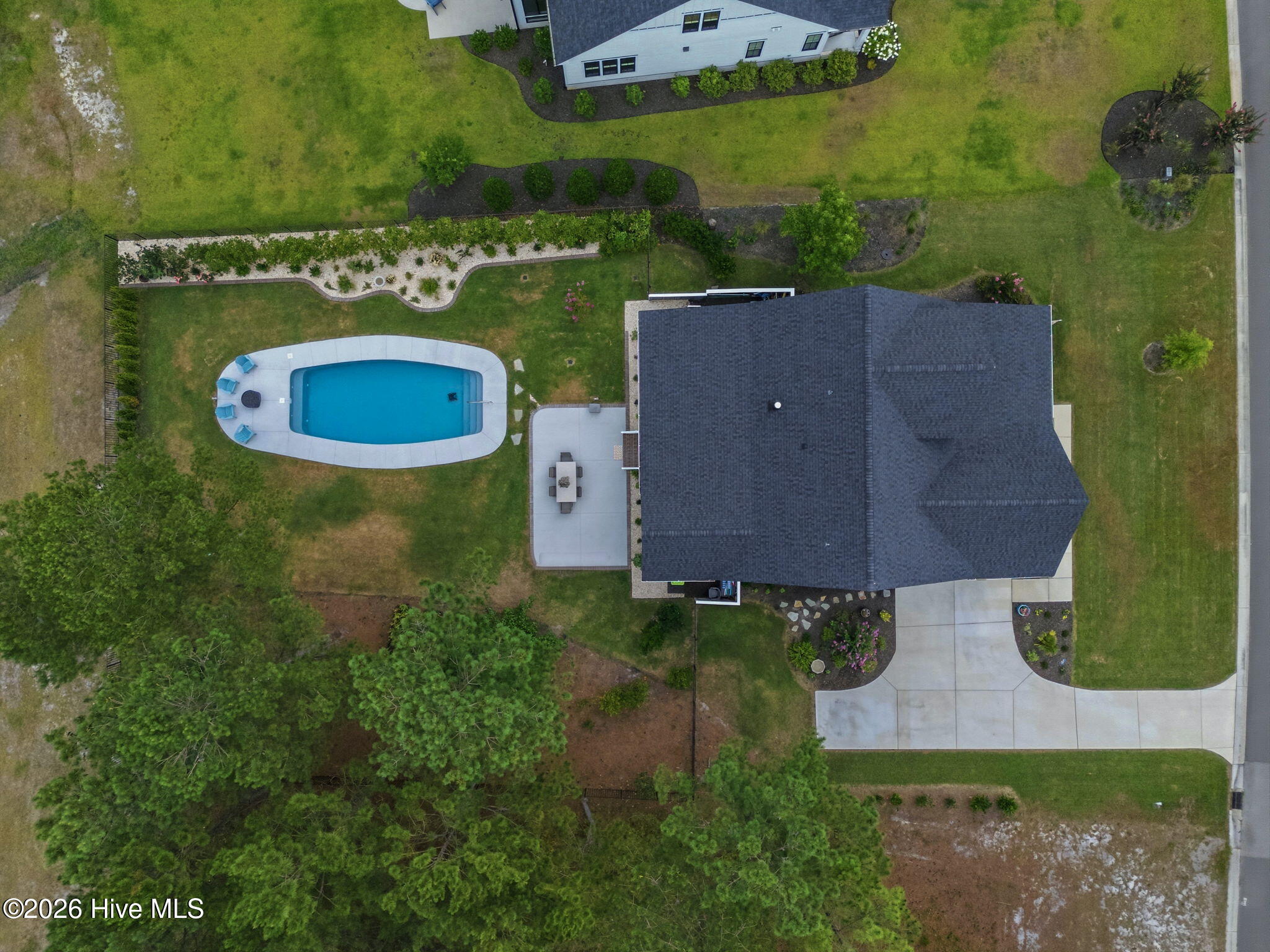 776 Breezewood Drive SE