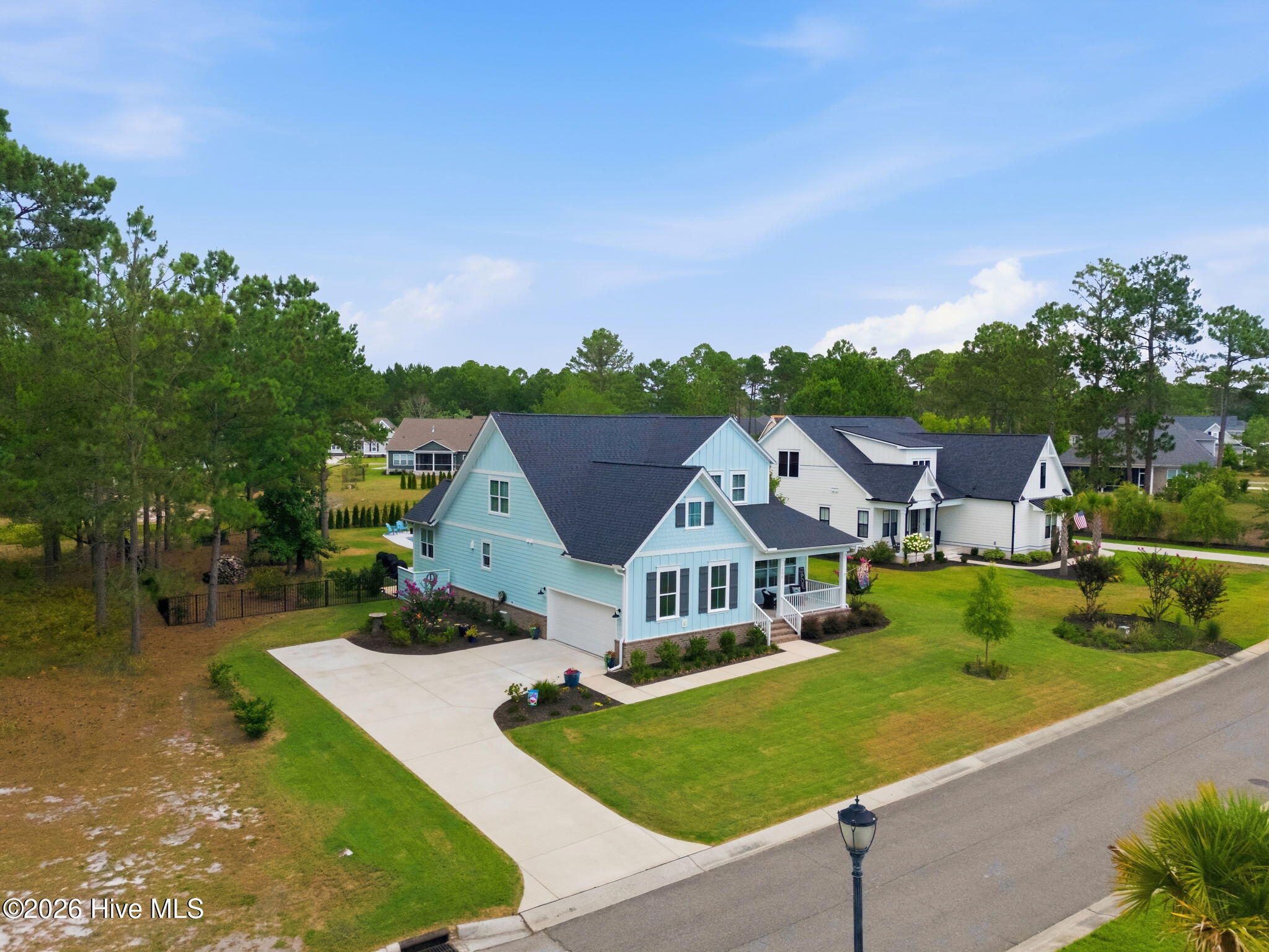 776 Breezewood Drive SE