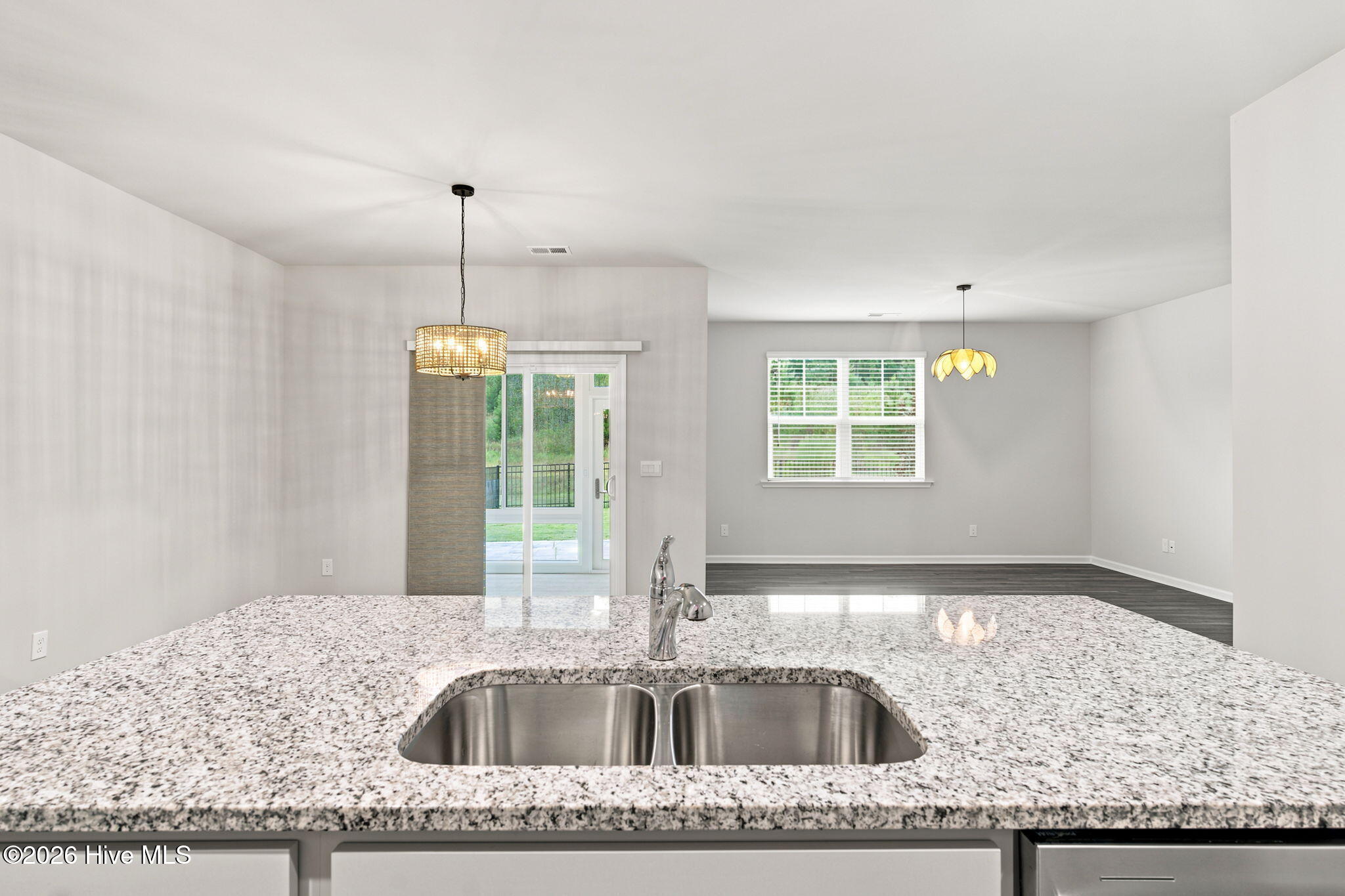 3113 Lochgreen Circle