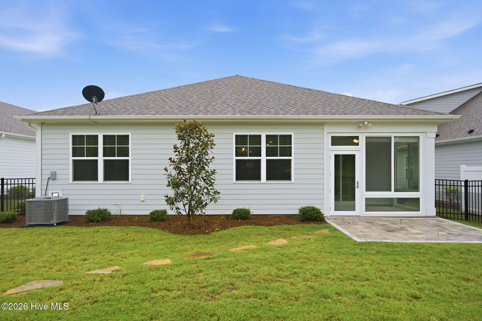 3113 Lochgreen Circle