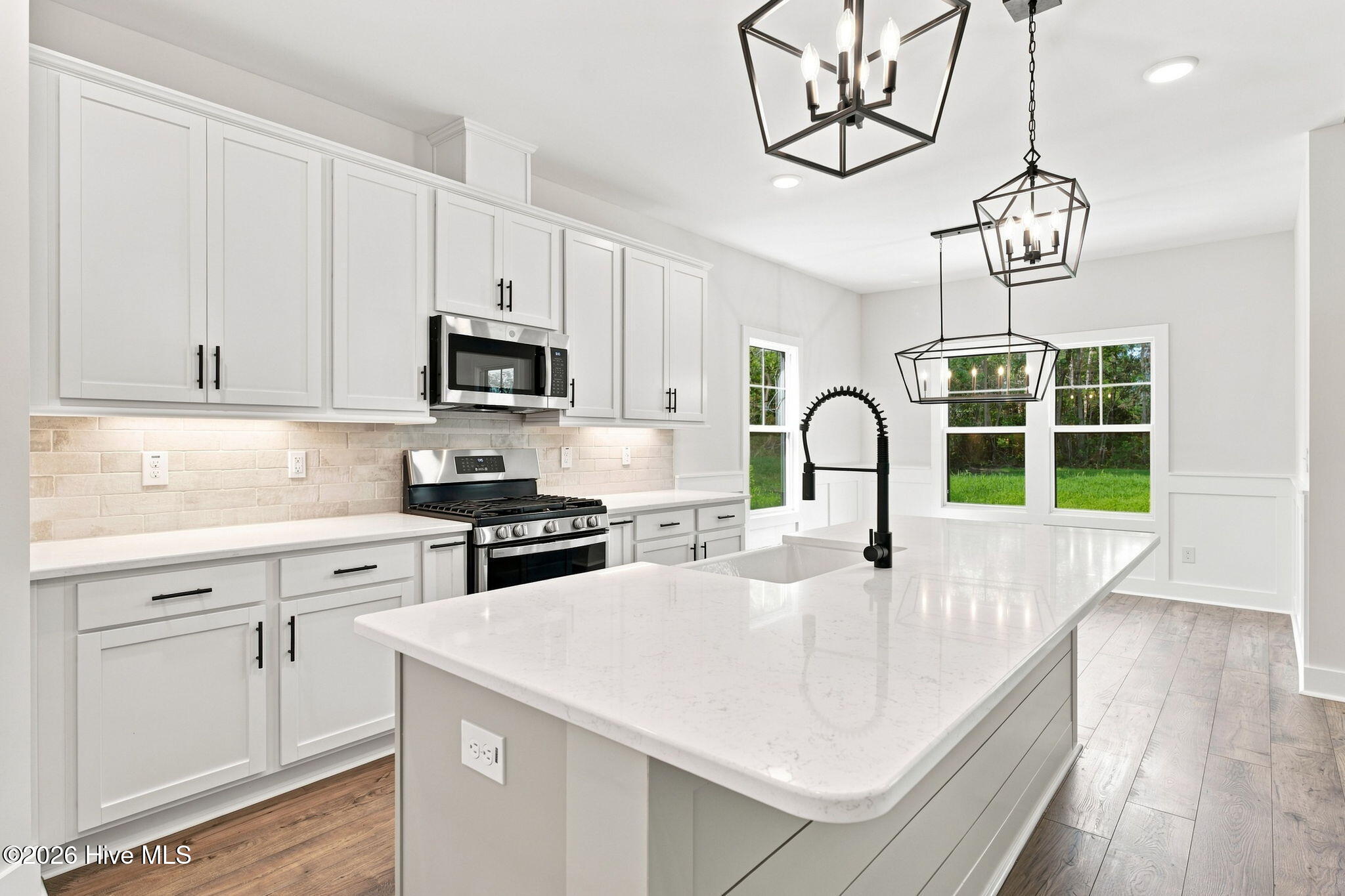 2395 Sunset Harbor Road SE