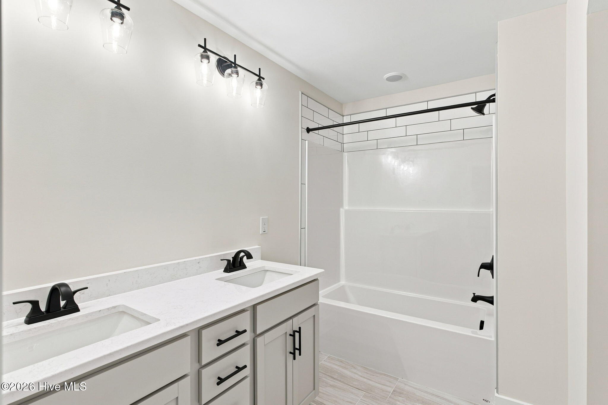 2395 Sunset Harbor Road SE