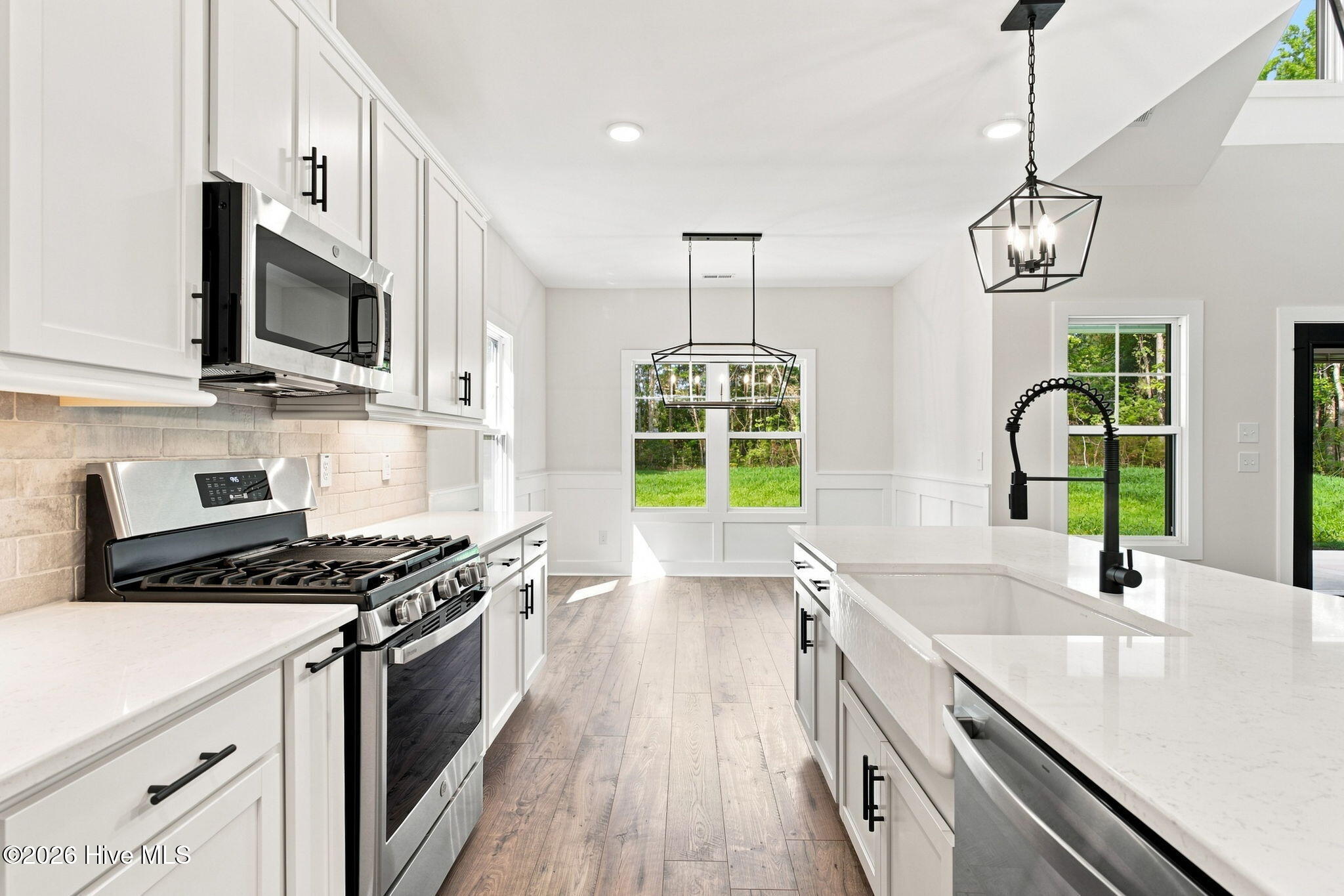 2395 Sunset Harbor Road SE