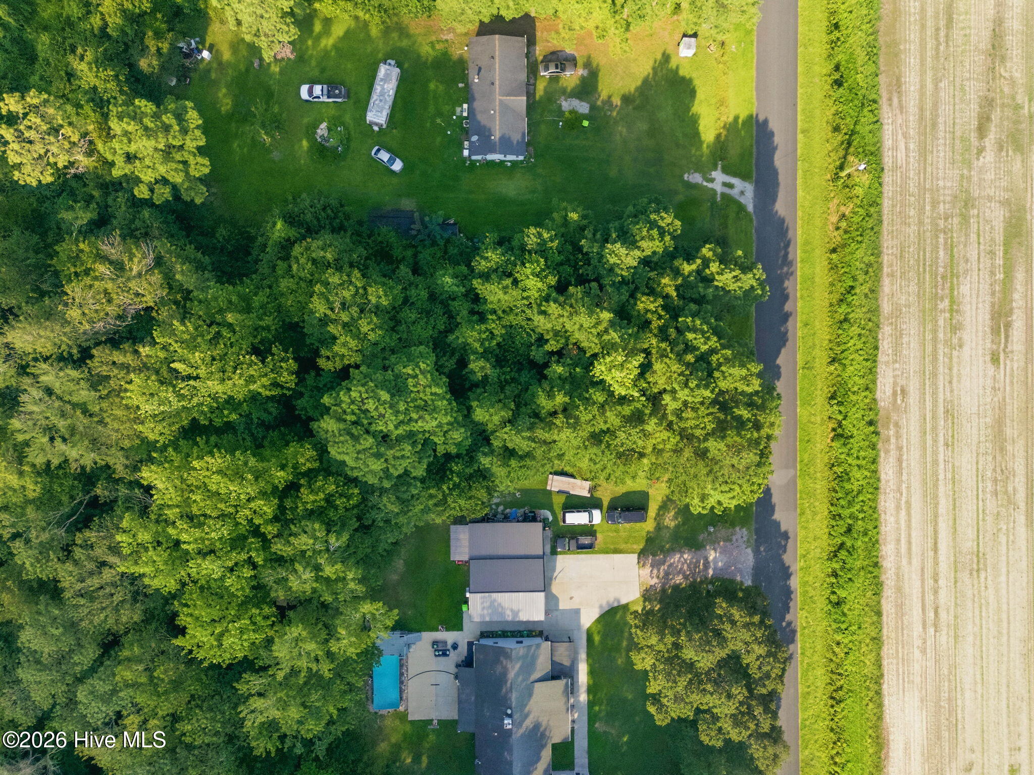 704 Gordon Lewis Drive SE