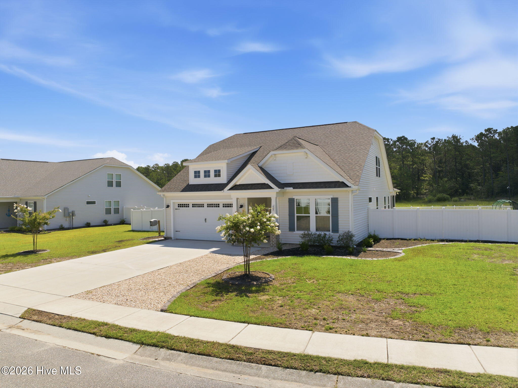 609 Edgeside Drive SE