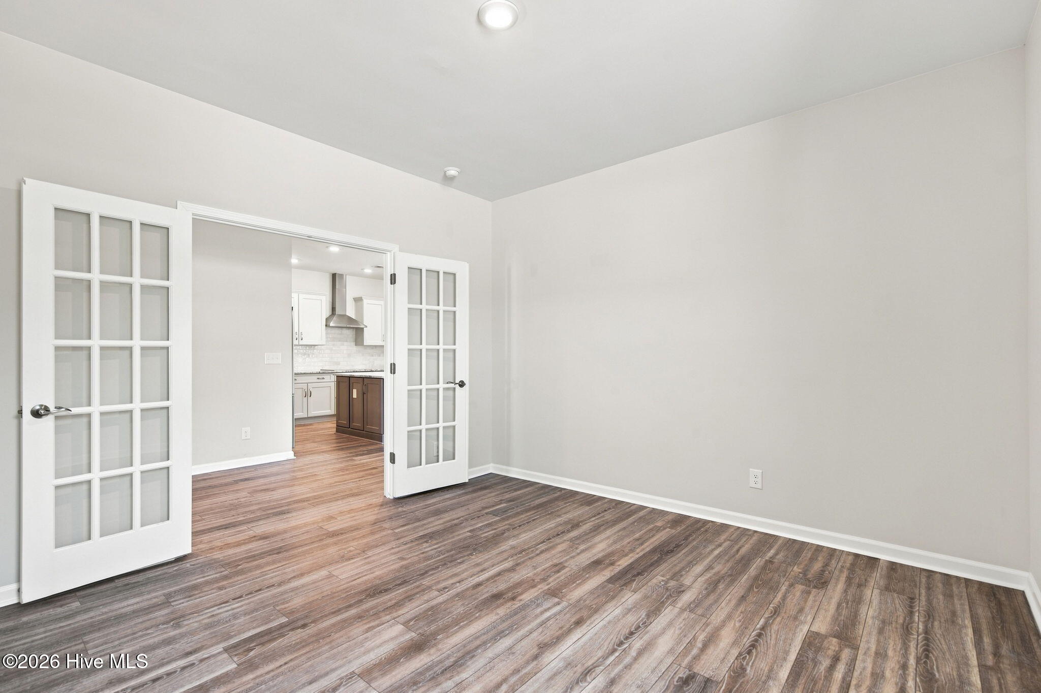 609 Edgeside Drive SE