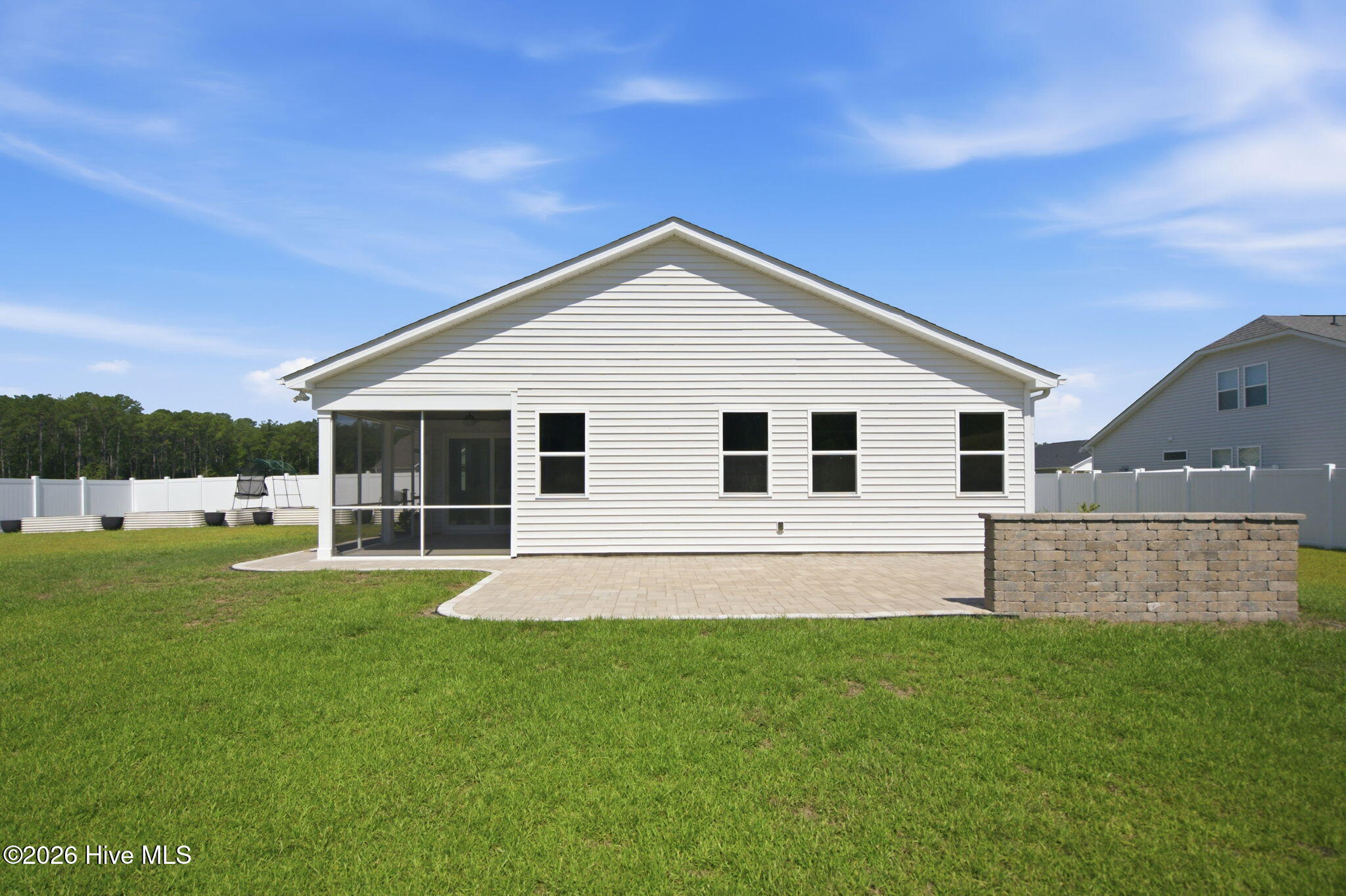 609 Edgeside Drive SE
