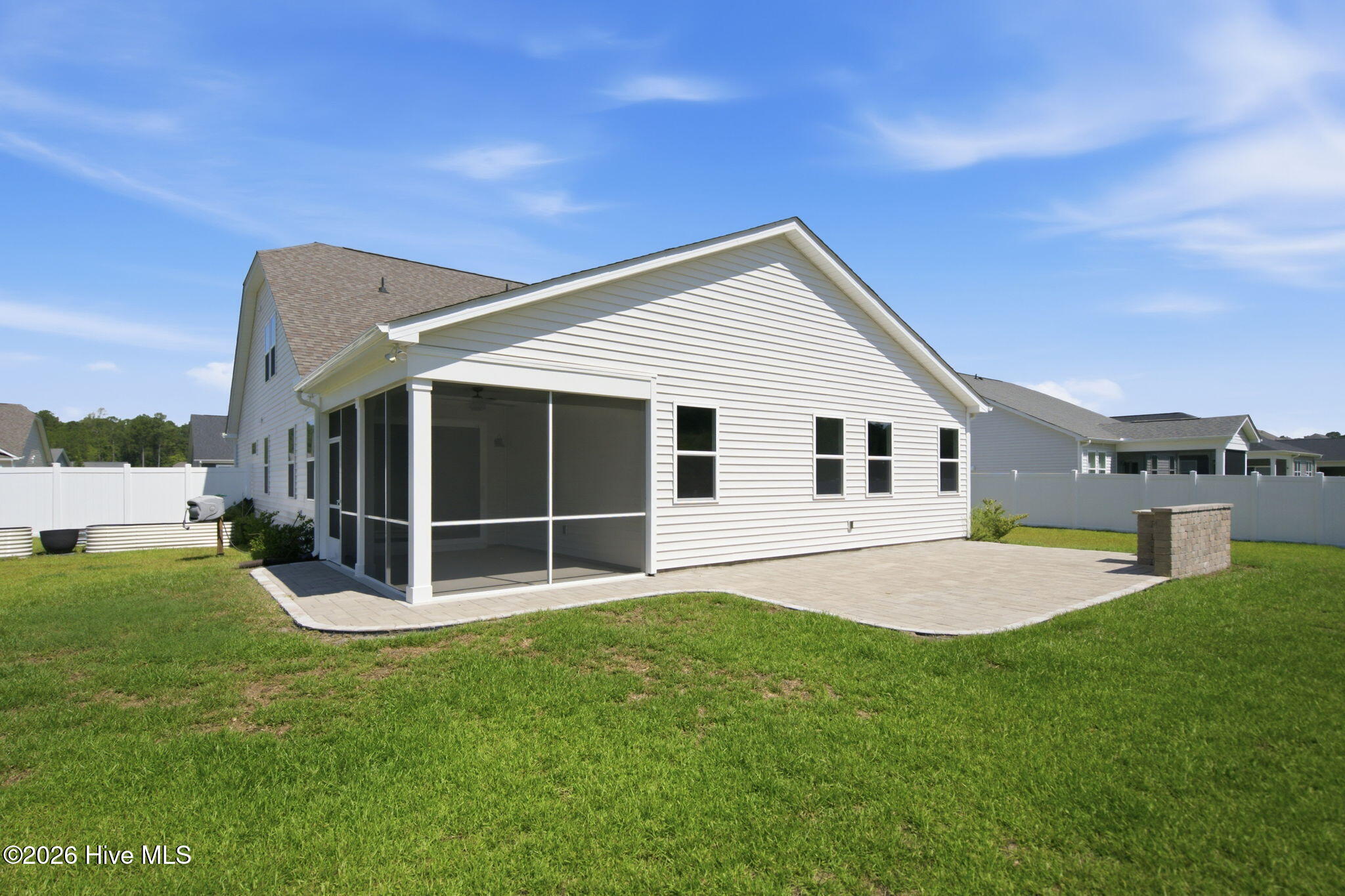 609 Edgeside Drive SE