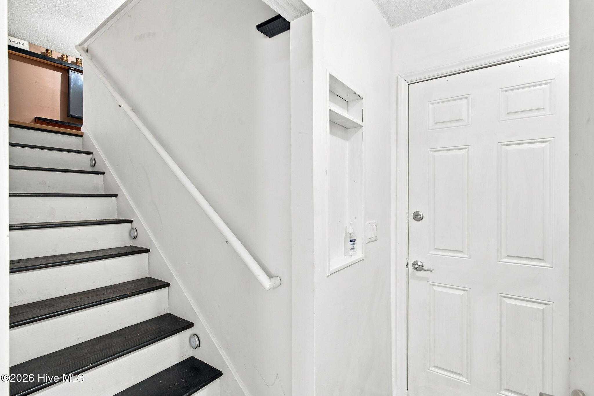7535 Elkmont Court